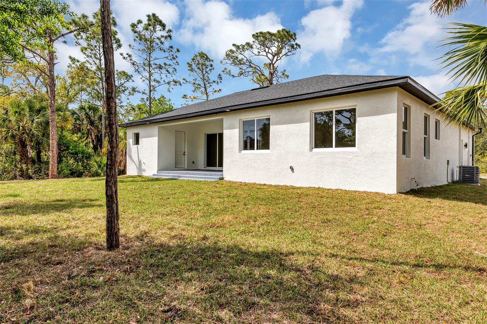 18399 HILLSBOROUGH BLVD, PORT CHARLOTTE, FL, 33954