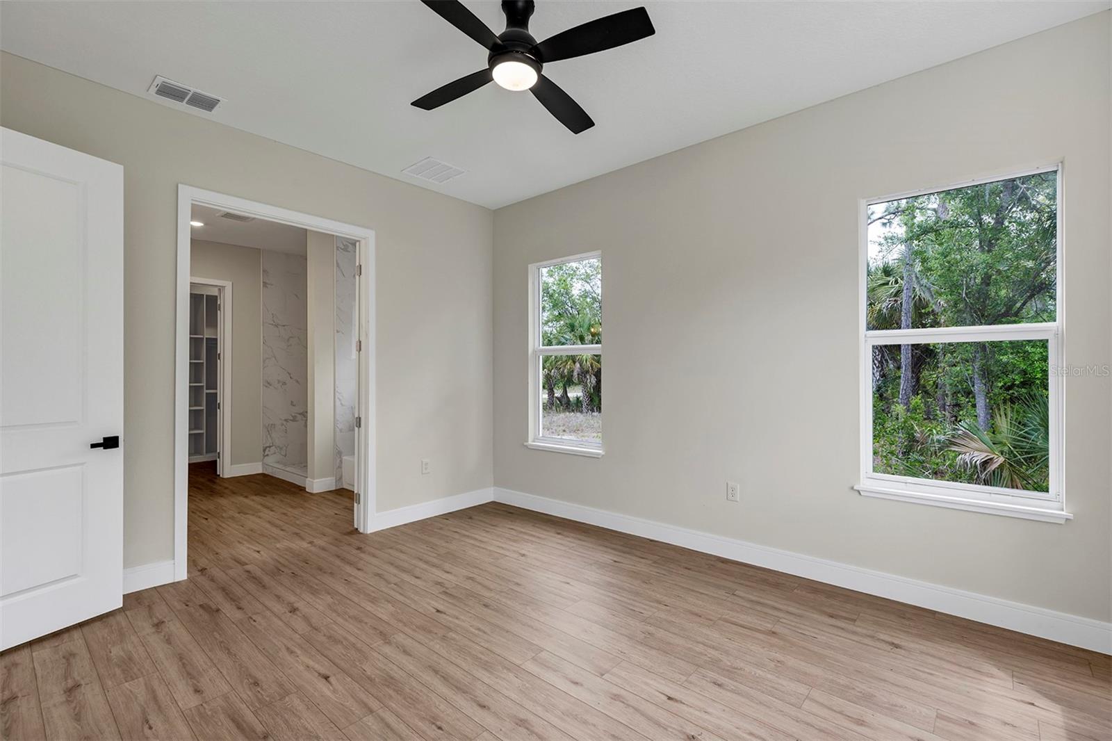 18399 HILLSBOROUGH BLVD, PORT CHARLOTTE, FL, 33954