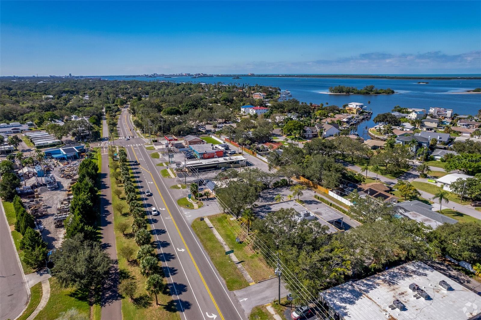 2046 BAYSHORE BLVD, DUNEDIN, FL, 34698