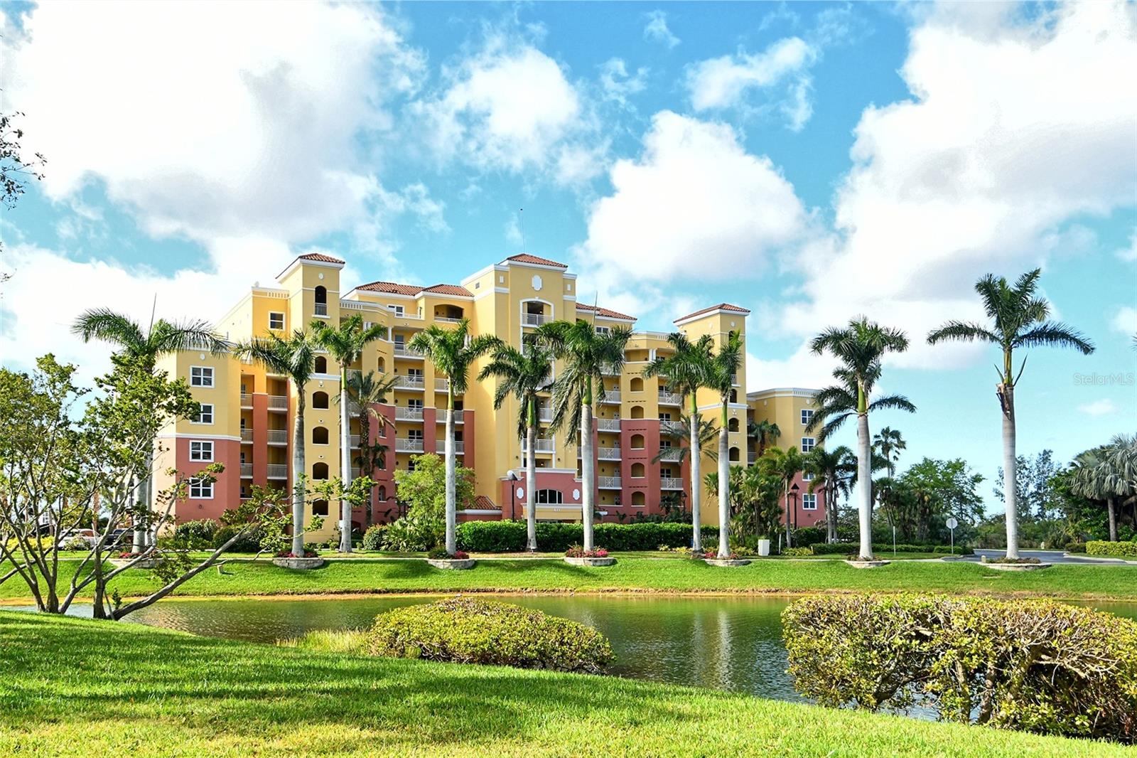 611 RIVIERA DUNES WAY #107, PALMETTO, FL, 34221