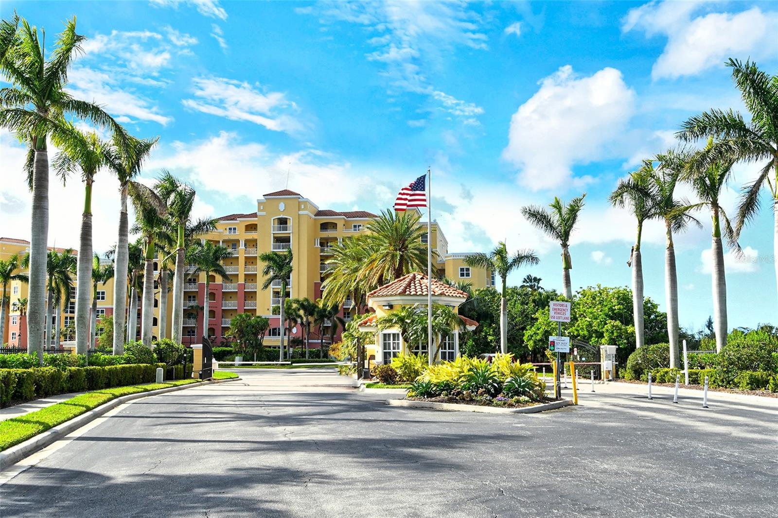 611 RIVIERA DUNES WAY #107, PALMETTO, FL, 34221