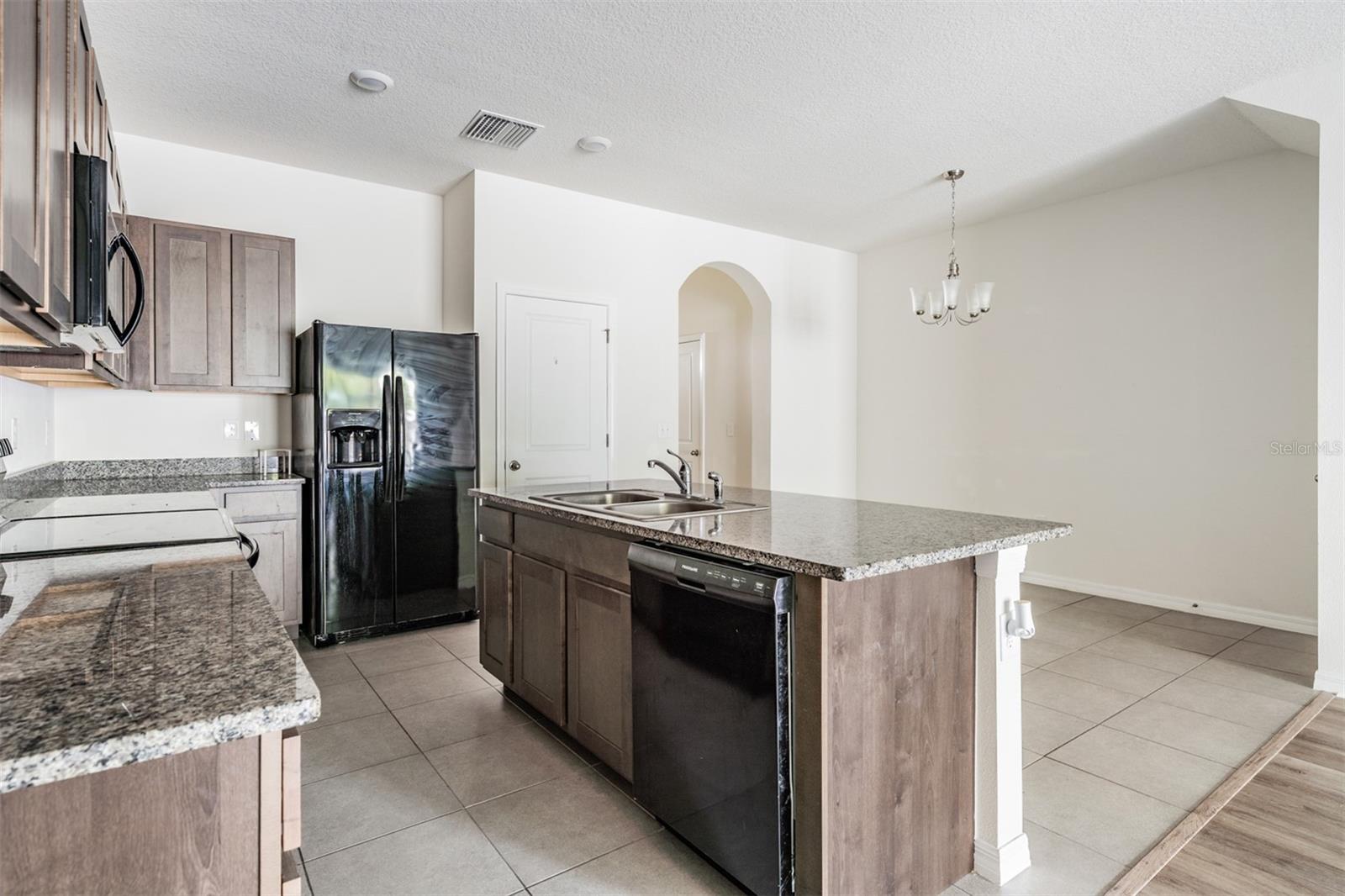 2848 SUNCOAST PLAINS DR, ODESSA, FL, 33556