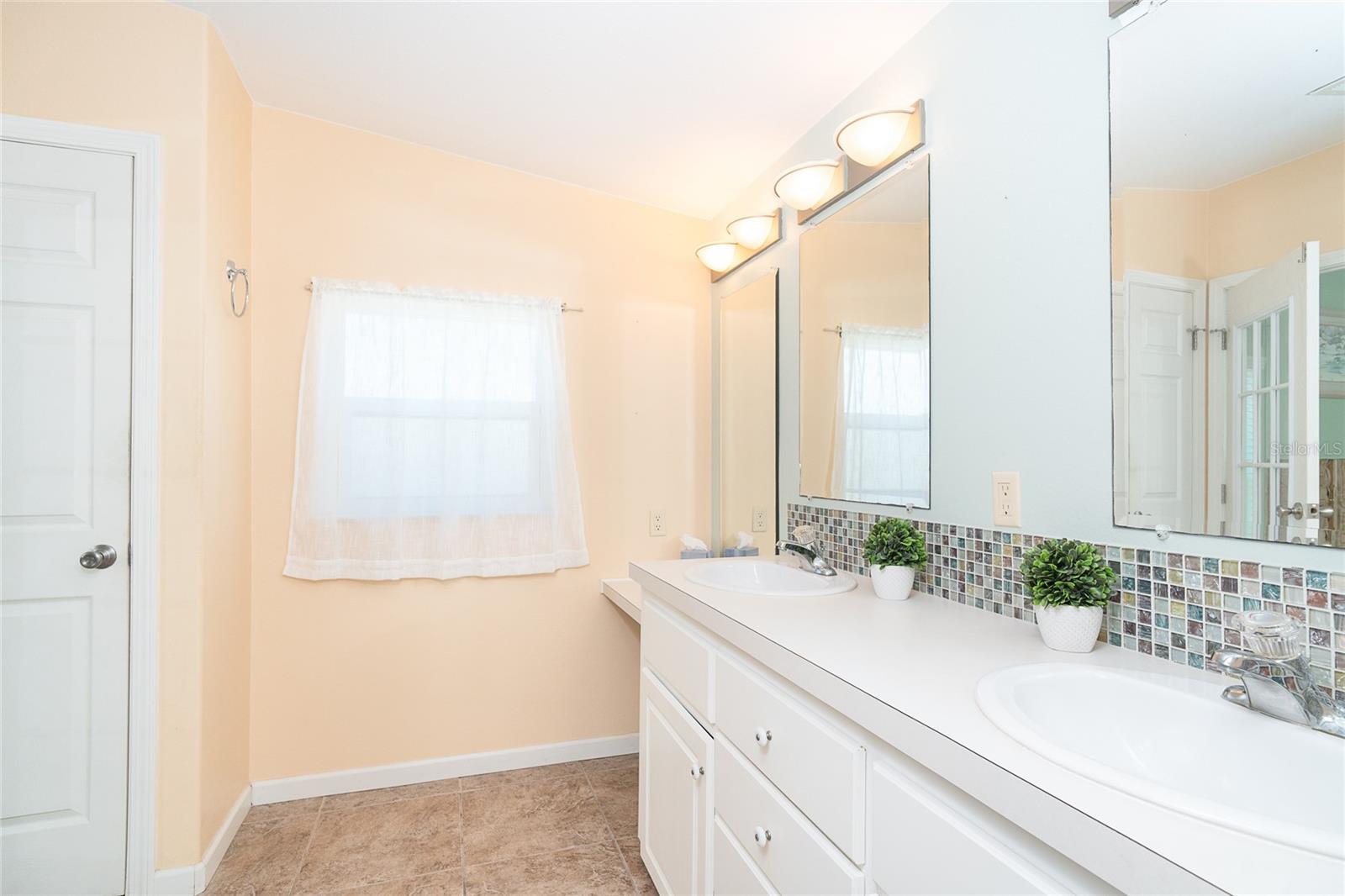 7500 PARK POINTE DR #22, ENGLEWOOD, FL, 34224