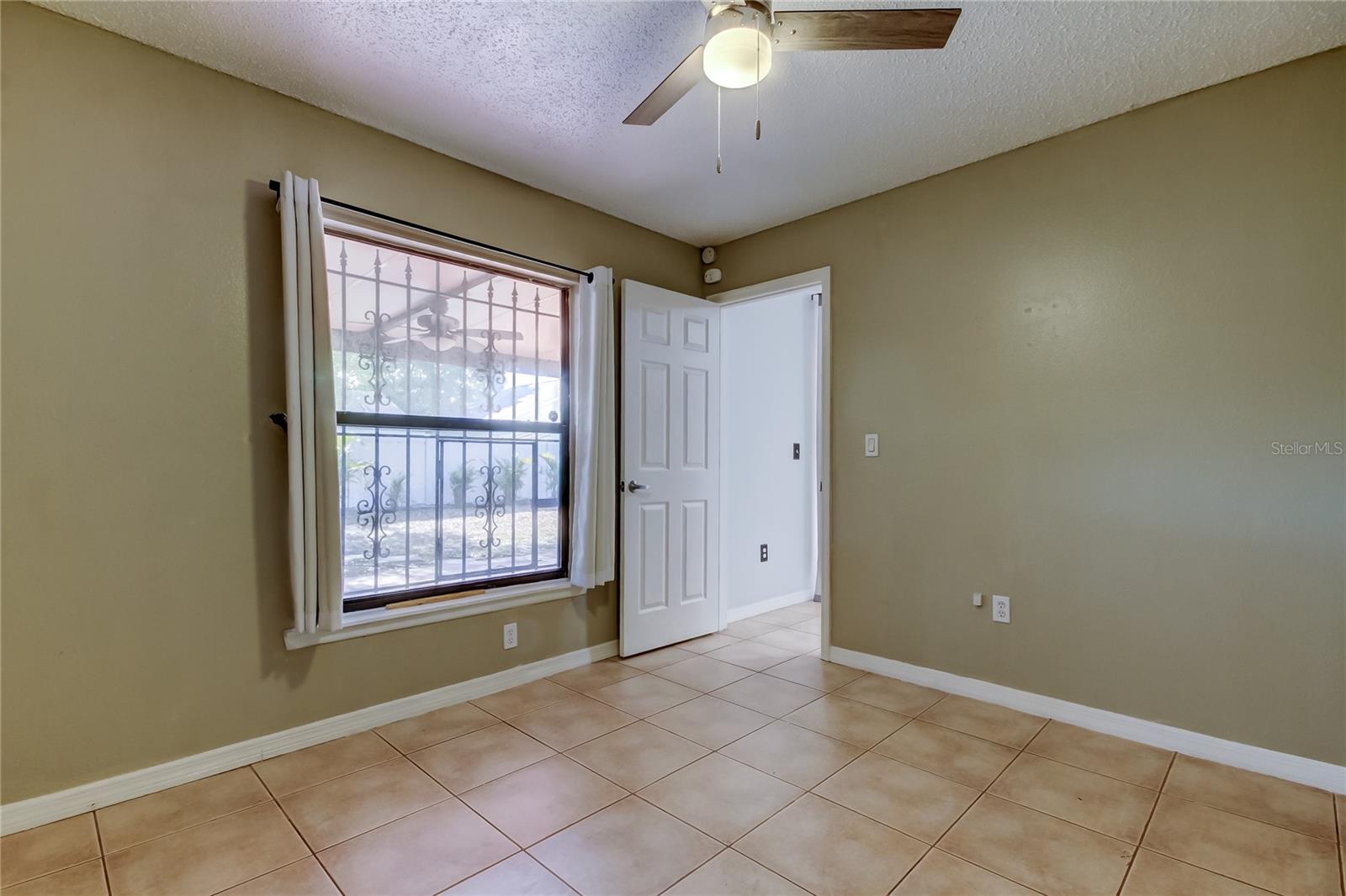 1216 BARMERE LN, BRANDON, FL, 33511