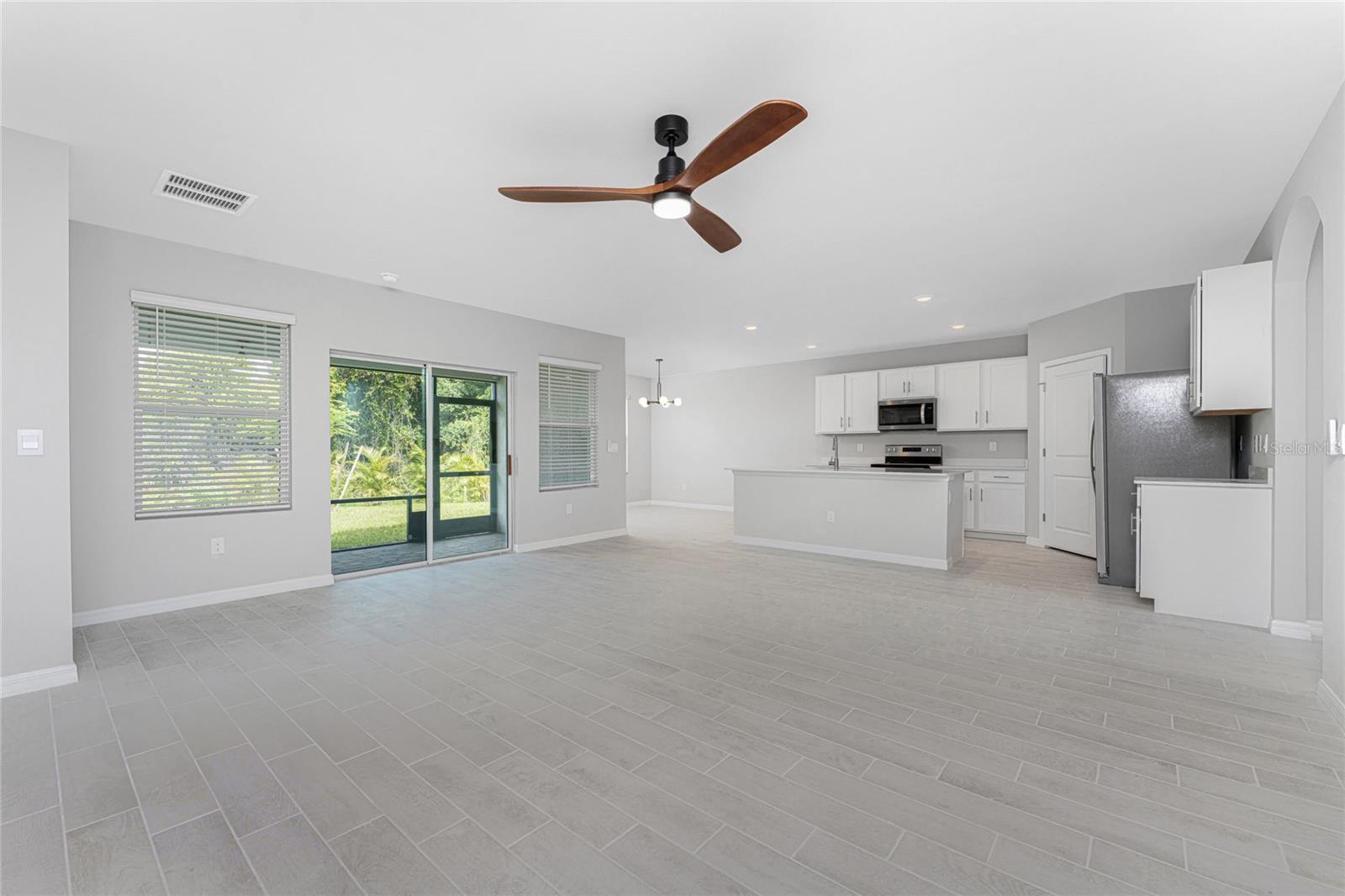 382 ROSARIO ST, PUNTA GORDA, FL, 33983