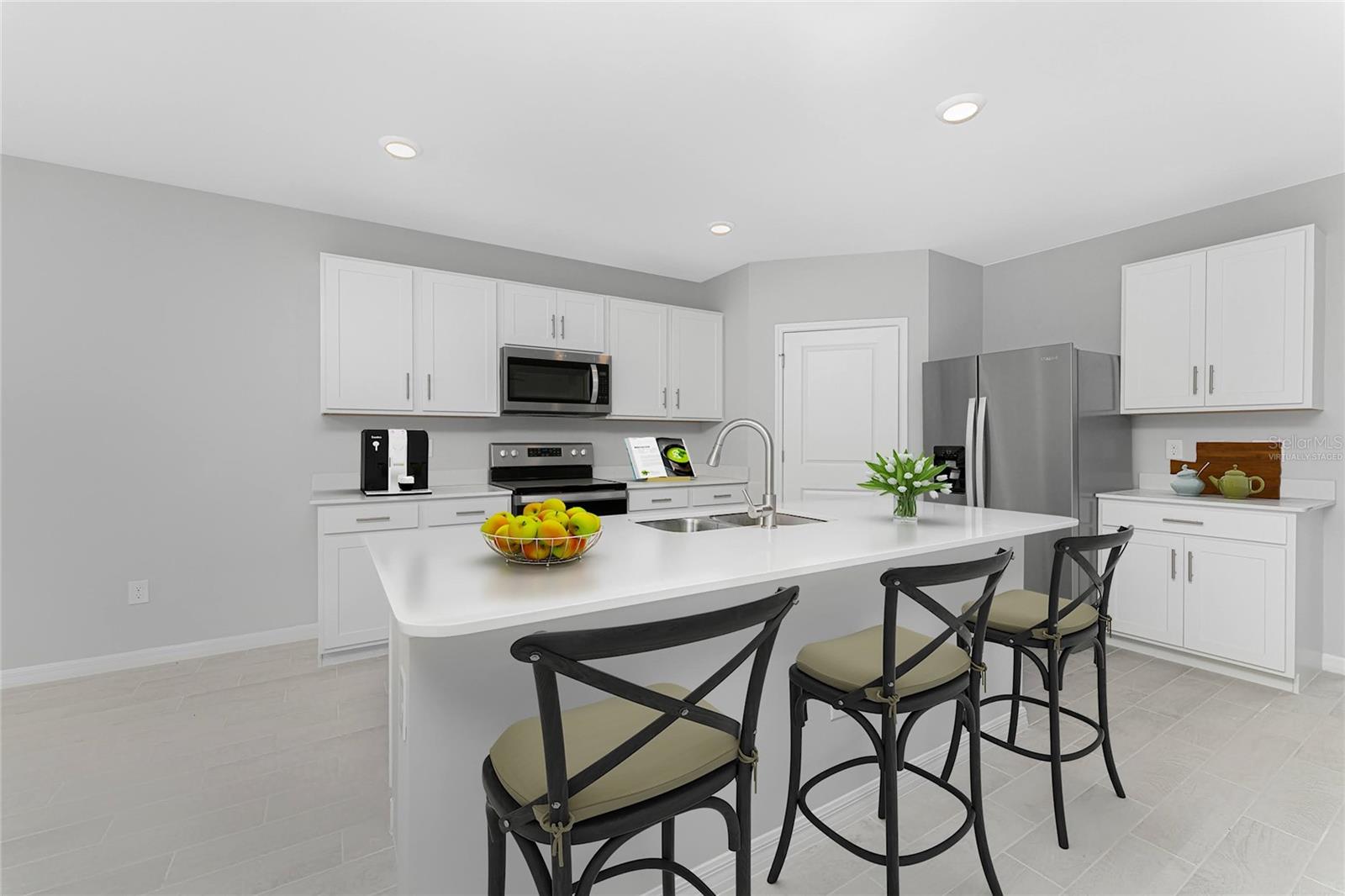 382 ROSARIO ST, PUNTA GORDA, FL, 33983