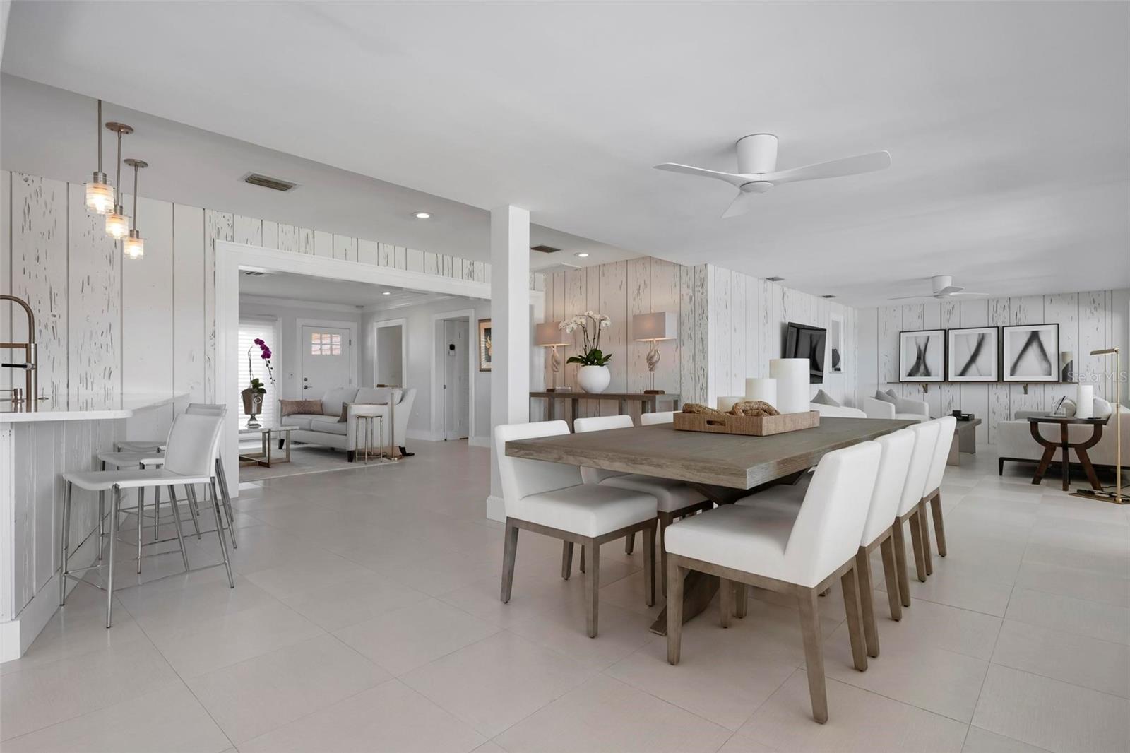 527 KEY ROYALE DR, HOLMES BEACH, FL, 34217