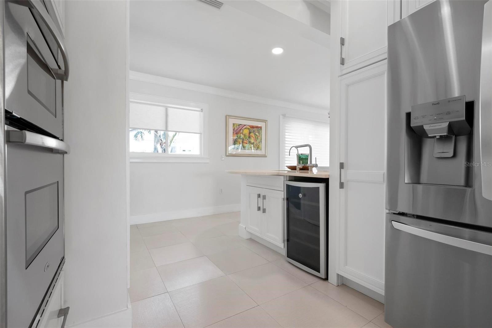 527 KEY ROYALE DR, HOLMES BEACH, FL, 34217