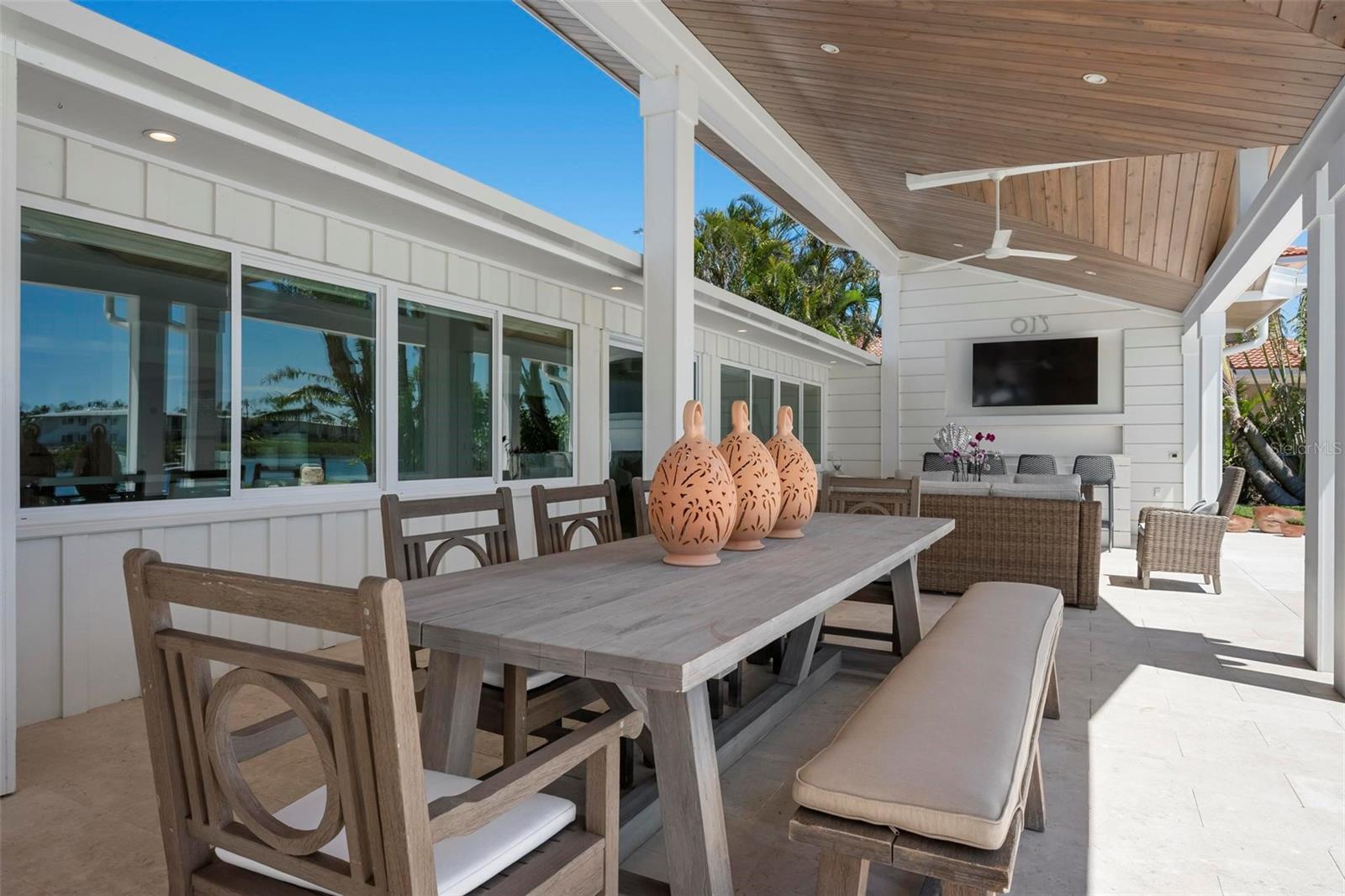 527 KEY ROYALE DR, HOLMES BEACH, FL, 34217