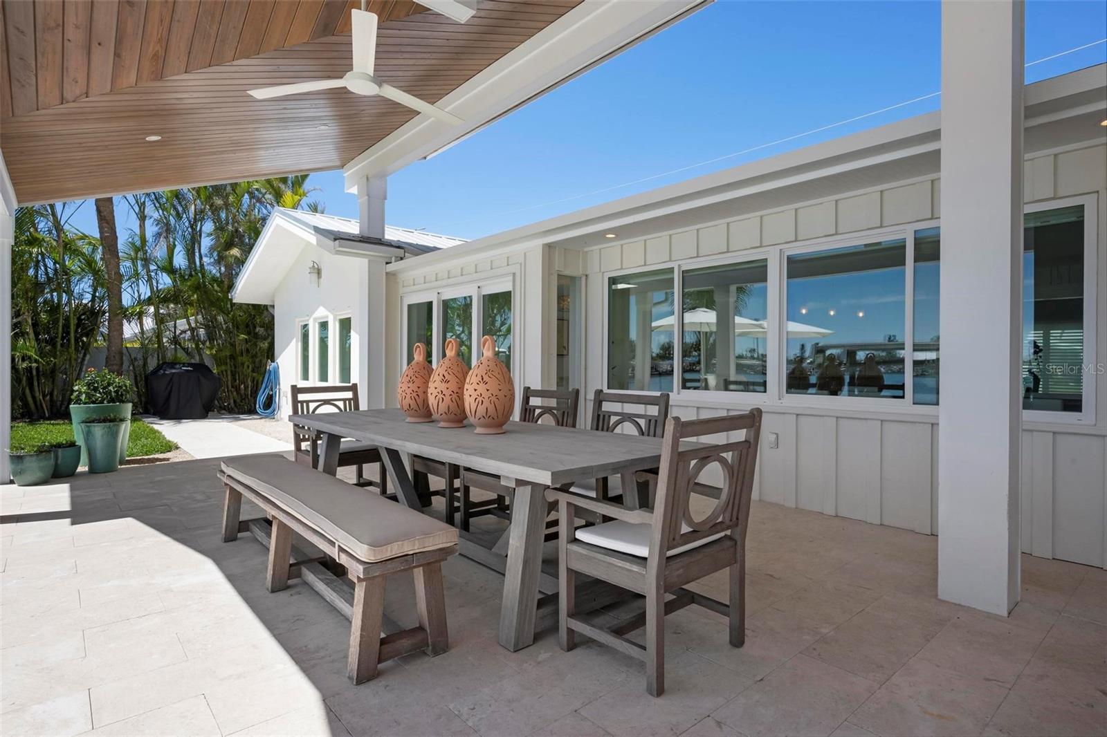 527 KEY ROYALE DR, HOLMES BEACH, FL, 34217