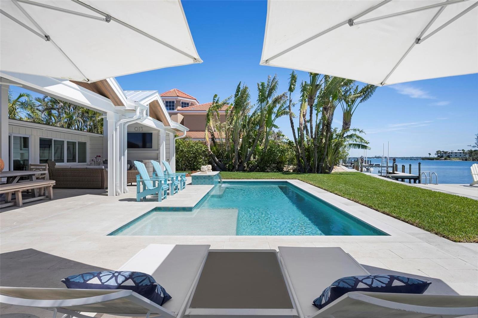 527 KEY ROYALE DR, HOLMES BEACH, FL, 34217