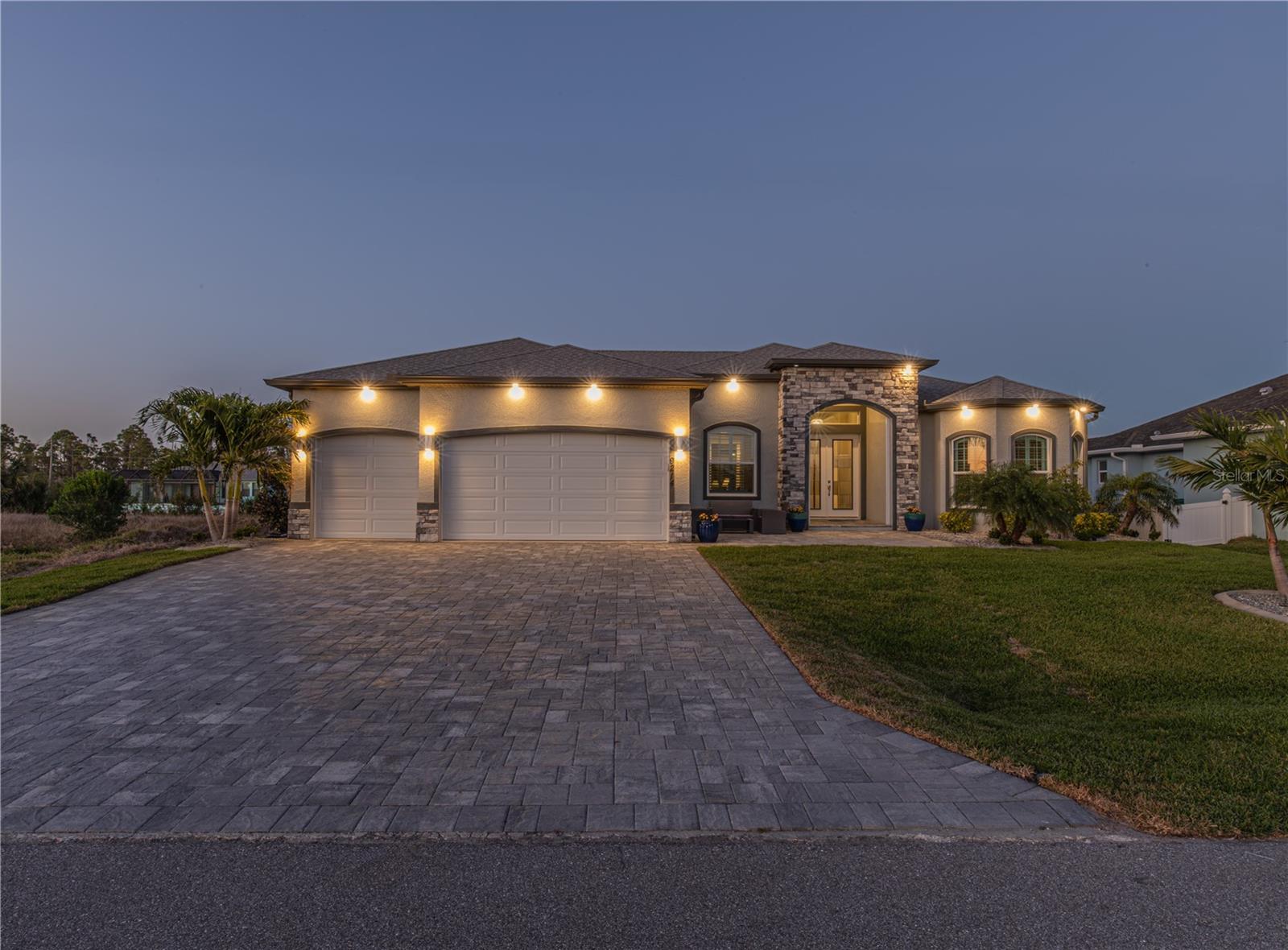 9214 MELODY CIR, PORT CHARLOTTE, FL, 33981