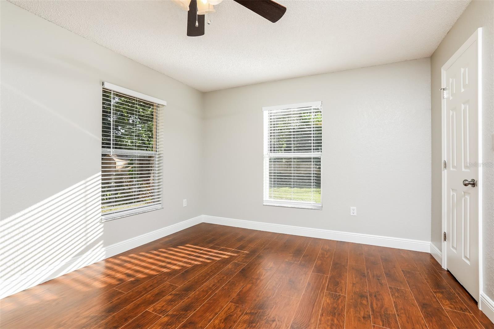31004 DEAL DR, MOUNT PLYMOUTH, FL, 32776