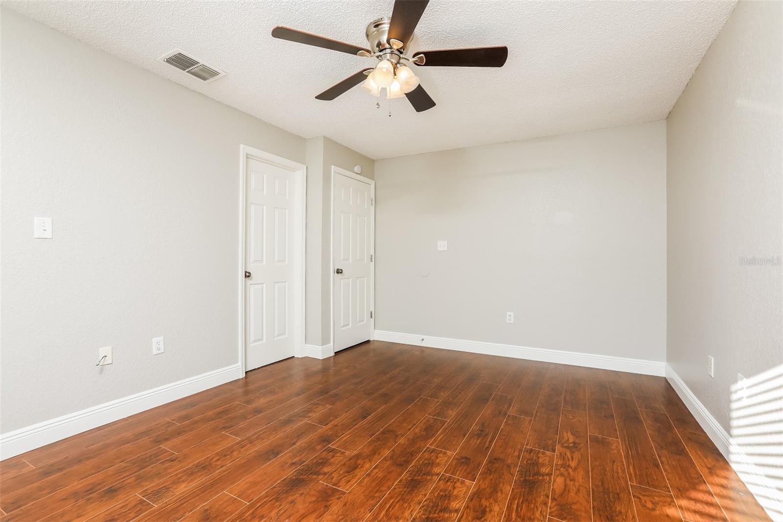 31004 DEAL DR, MOUNT PLYMOUTH, FL, 32776