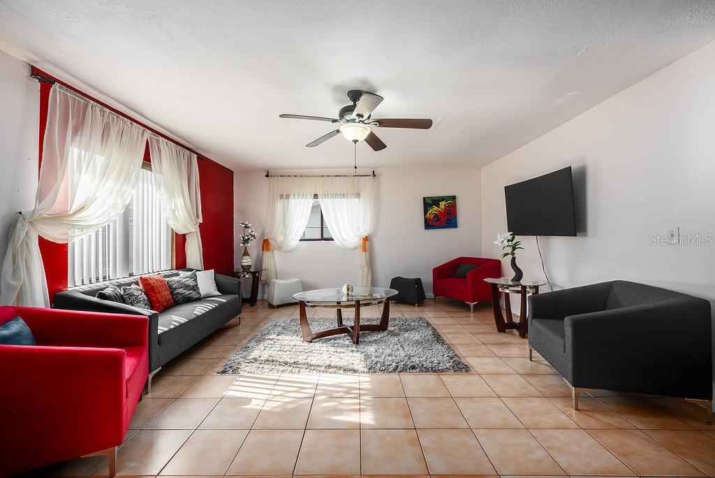 870 DARWIN DR, ALTAMONTE SPRINGS, FL, 32701