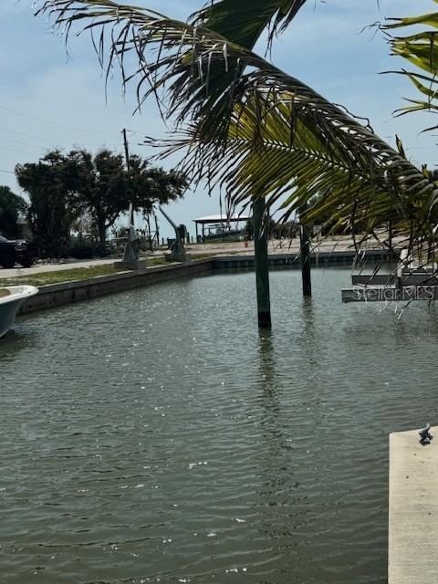 1275 HOLIDAY DR, ENGLEWOOD, FL, 34223