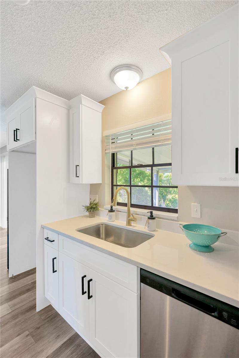 12006 GLENSHIRE DR, RIVERVIEW, FL, 33579