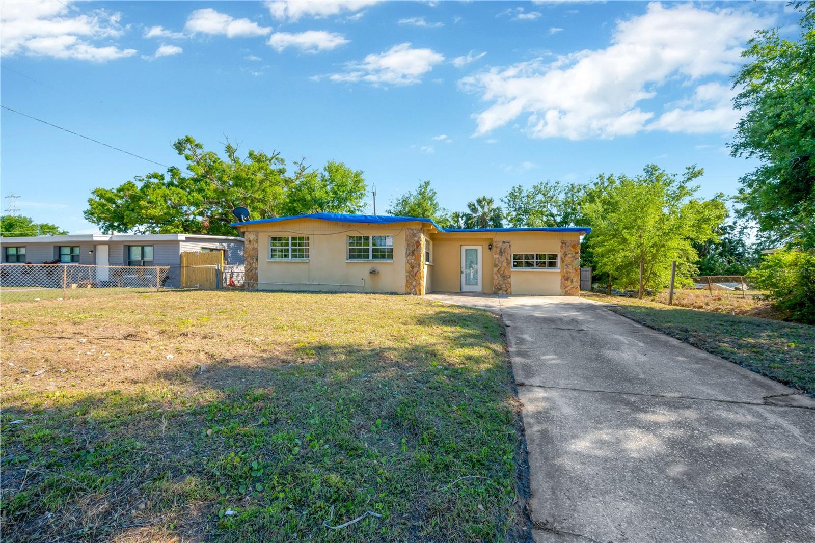 8401 LIBBY LN, TAMPA, FL, 33619