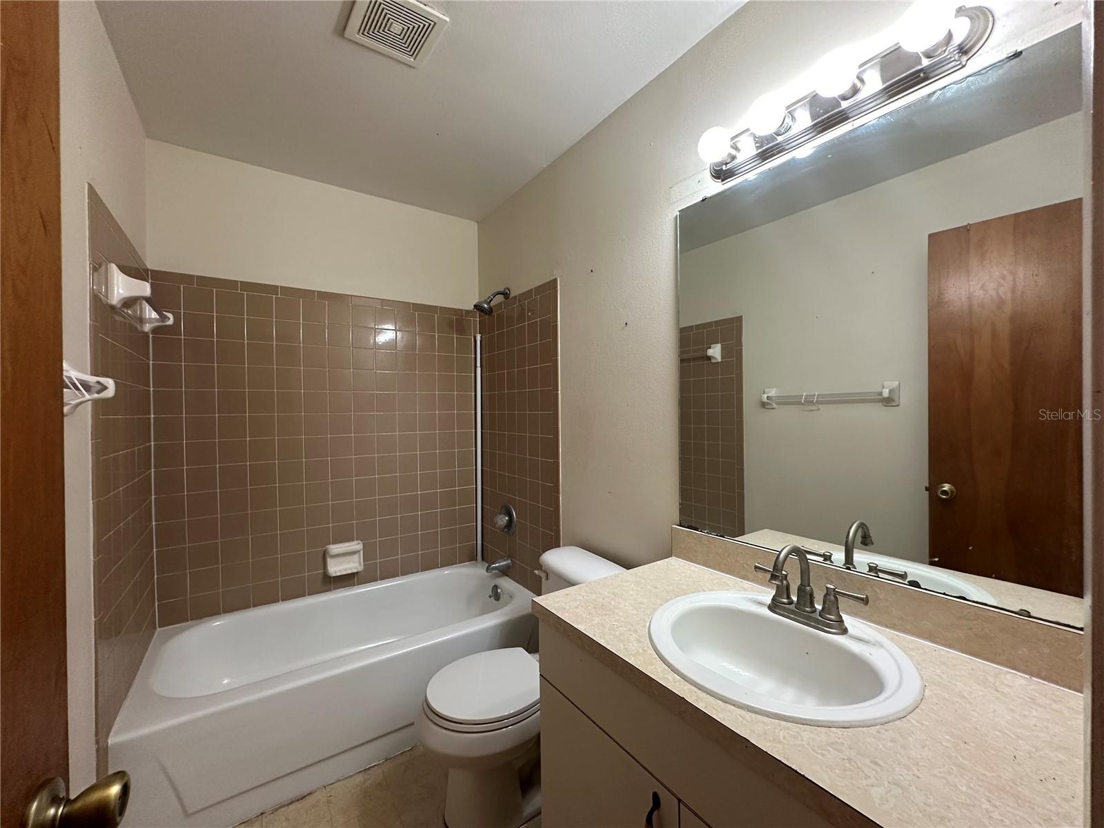 2050 SAN MARCOS DR SE #214, WINTER HAVEN, FL, 33880