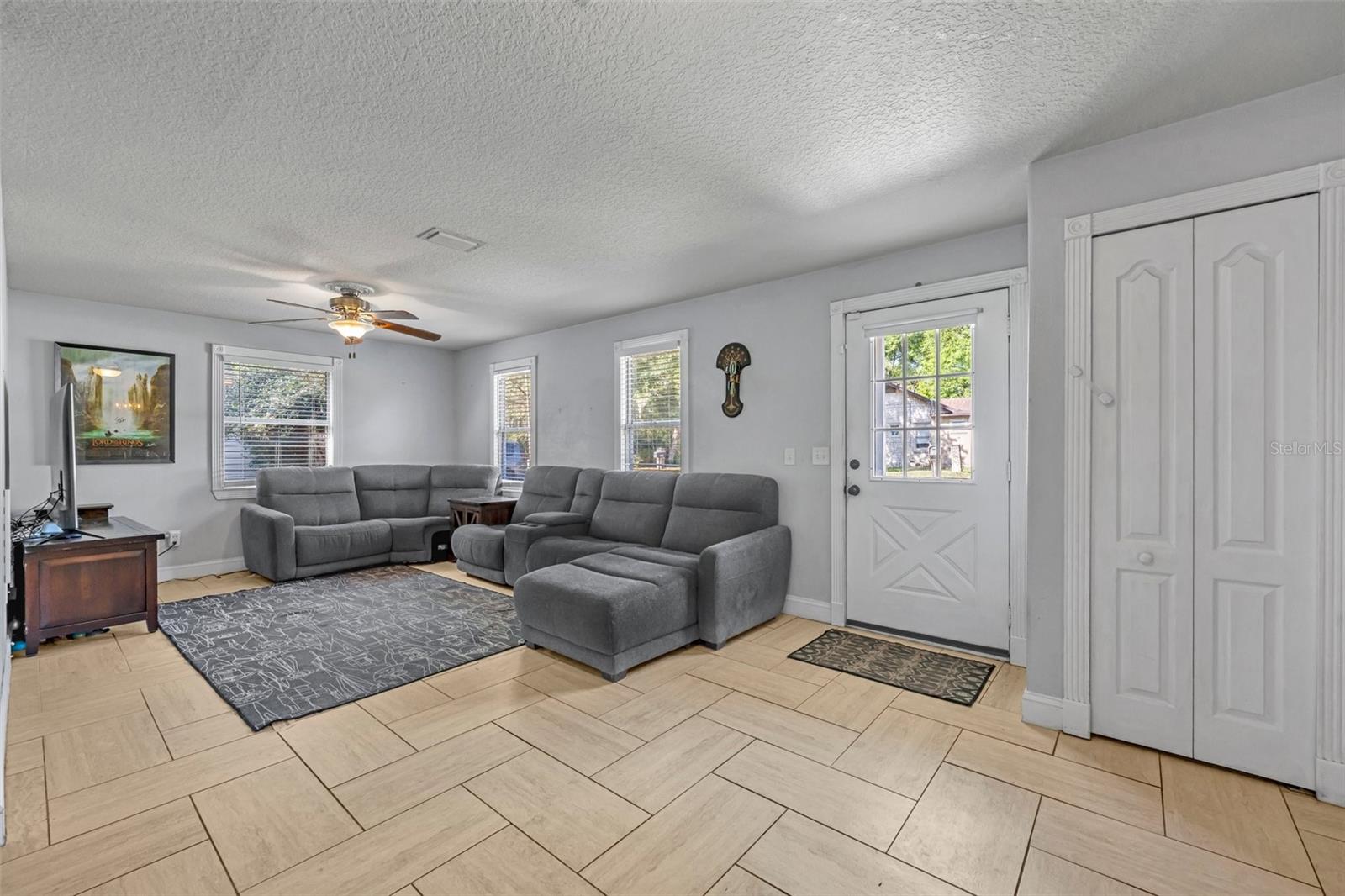 225 N PHIPPEN AVE, DELAND, FL, 32724