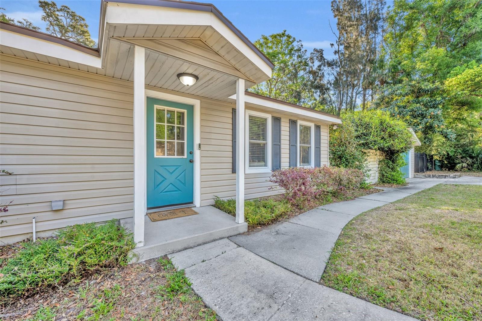 225 N PHIPPEN AVE, DELAND, FL, 32724