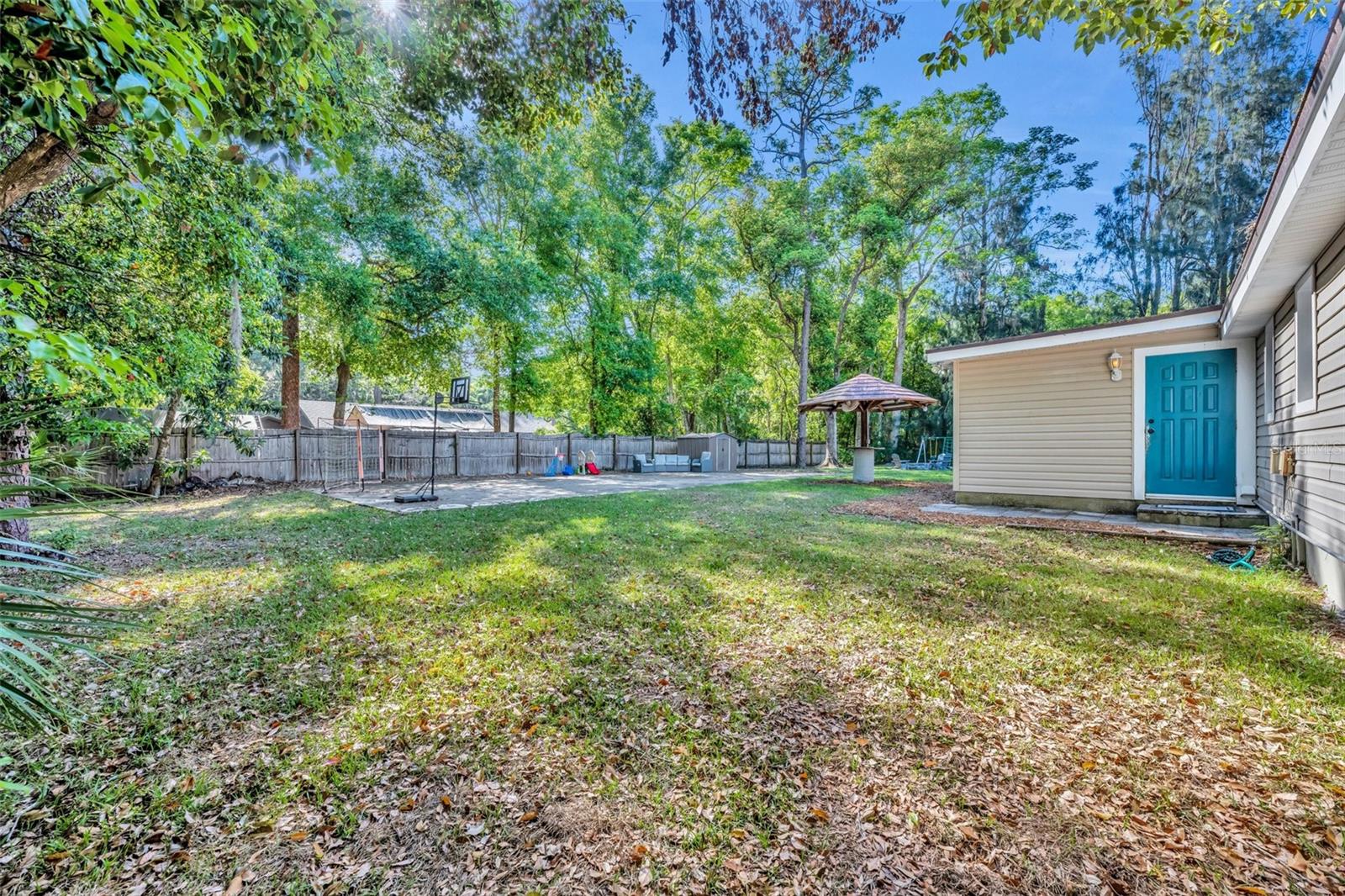 225 N PHIPPEN AVE, DELAND, FL, 32724