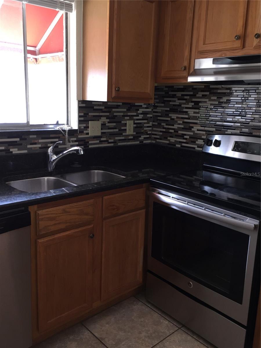 4219 S SEMORAN BLVD #2, ORLANDO, FL, 32822