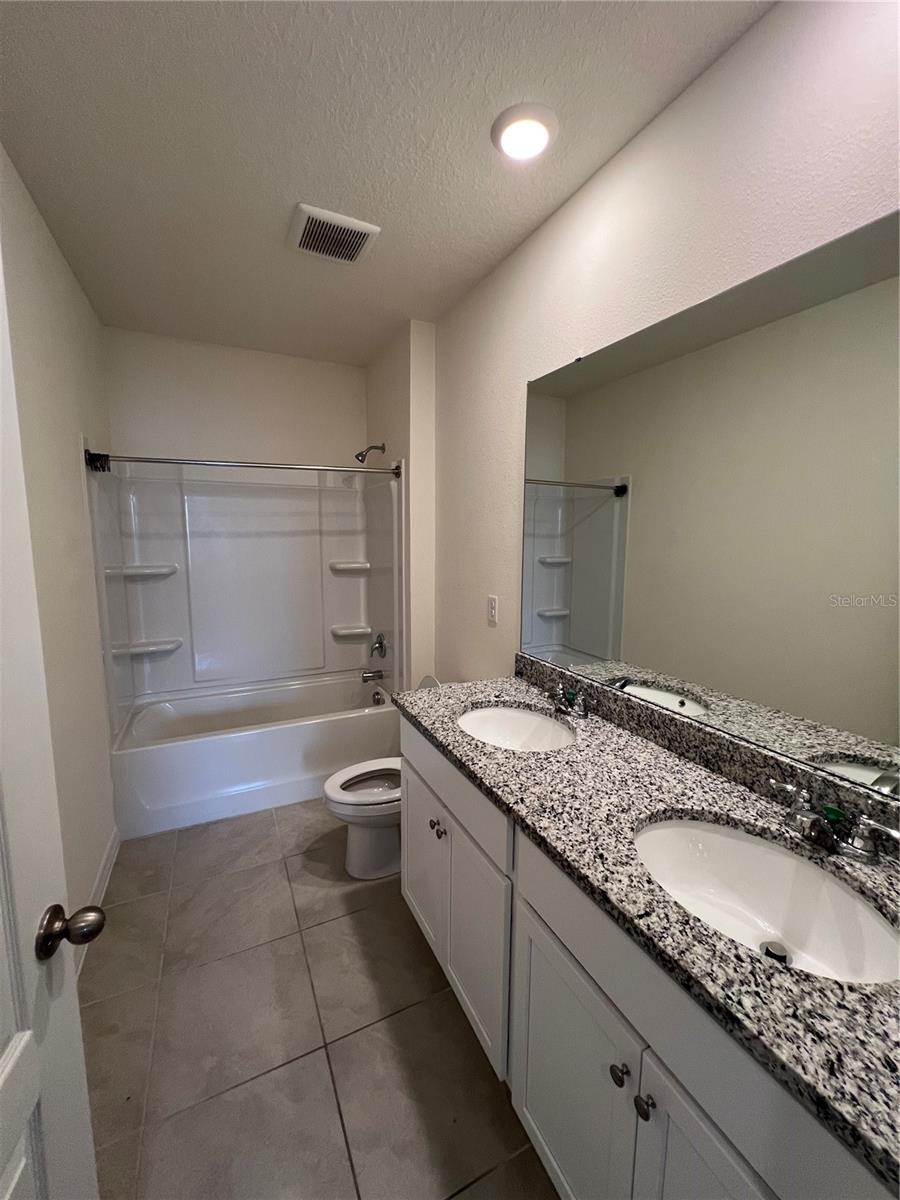 2707 NUMA FALLS AVE, DAVENPORT, FL, 33837