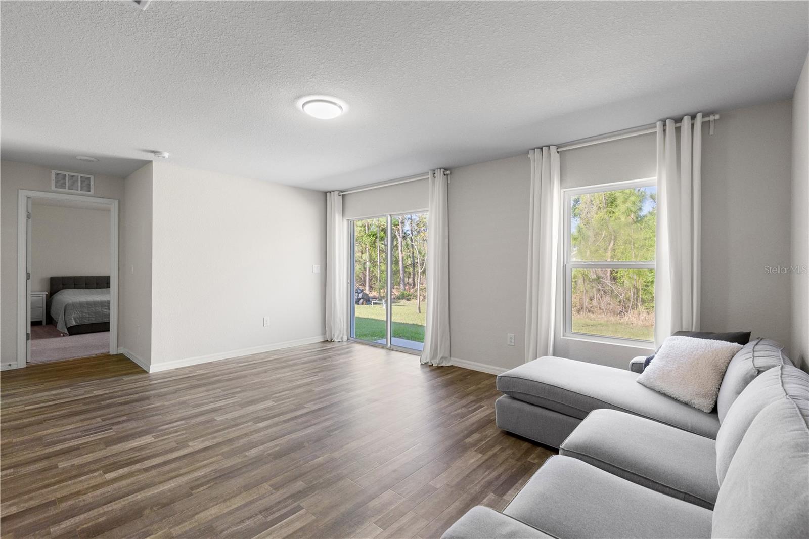 401 CALENDAR ST, PORT CHARLOTTE, FL, 33954