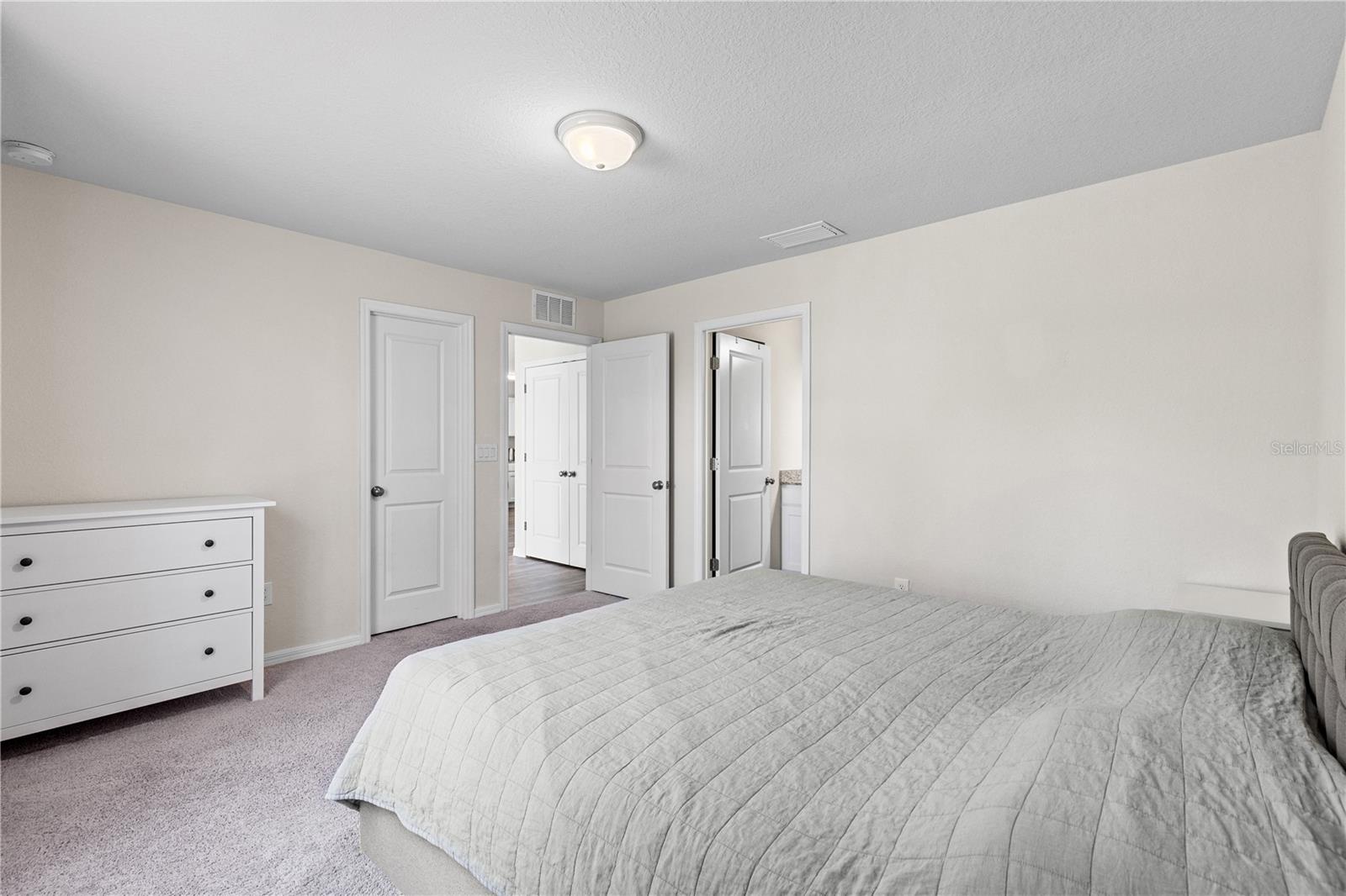 401 CALENDAR ST, PORT CHARLOTTE, FL, 33954