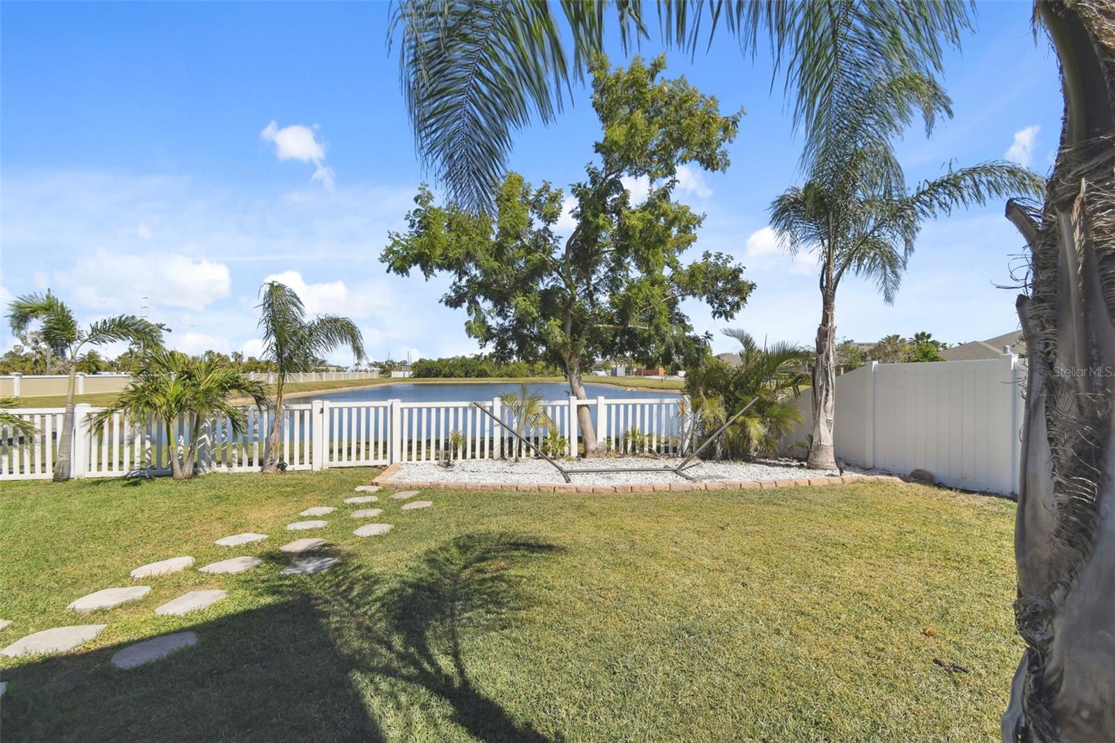 1811 HARBOUR BLUE ST, RUSKIN, FL, 33570