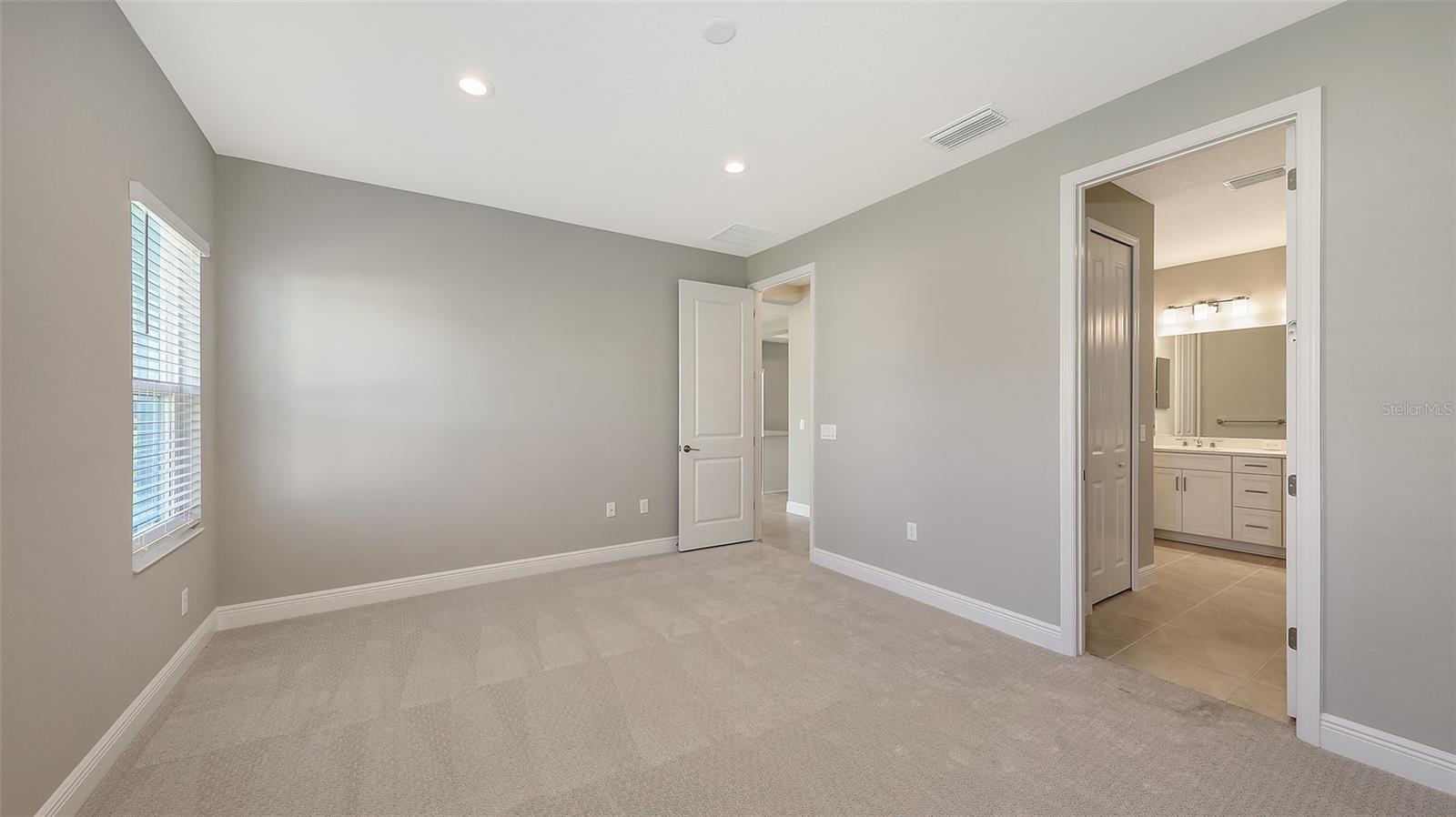 10054 CROSS RIVER TRL, PARRISH, FL, 34219