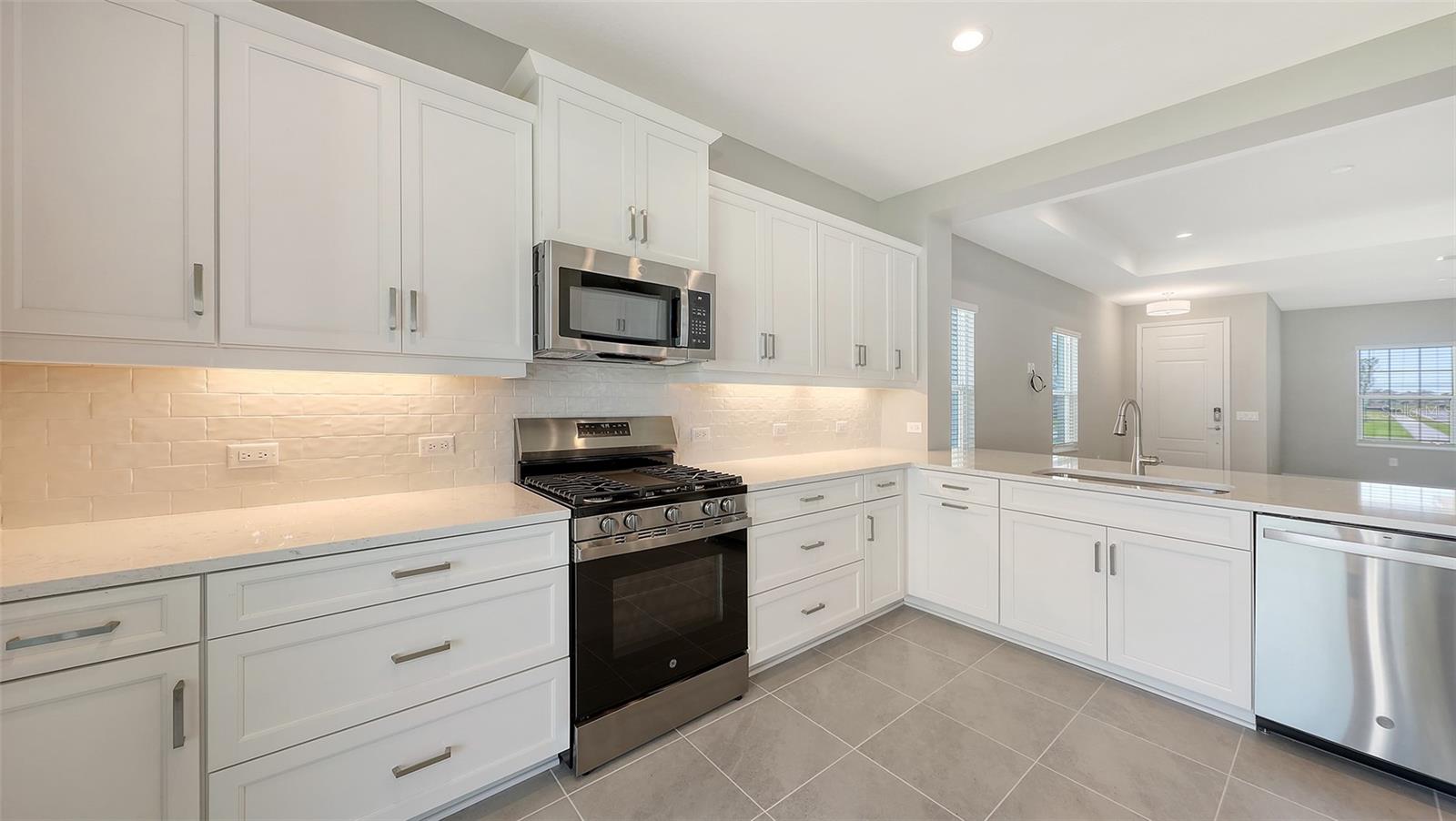 10054 CROSS RIVER TRL, PARRISH, FL, 34219