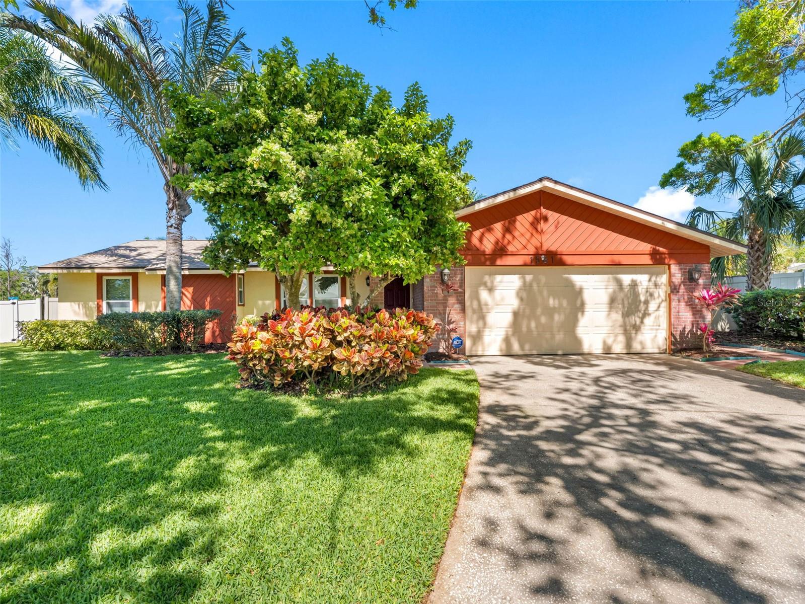 1581 N WEXFORD DR, PALM HARBOR, FL, 34683