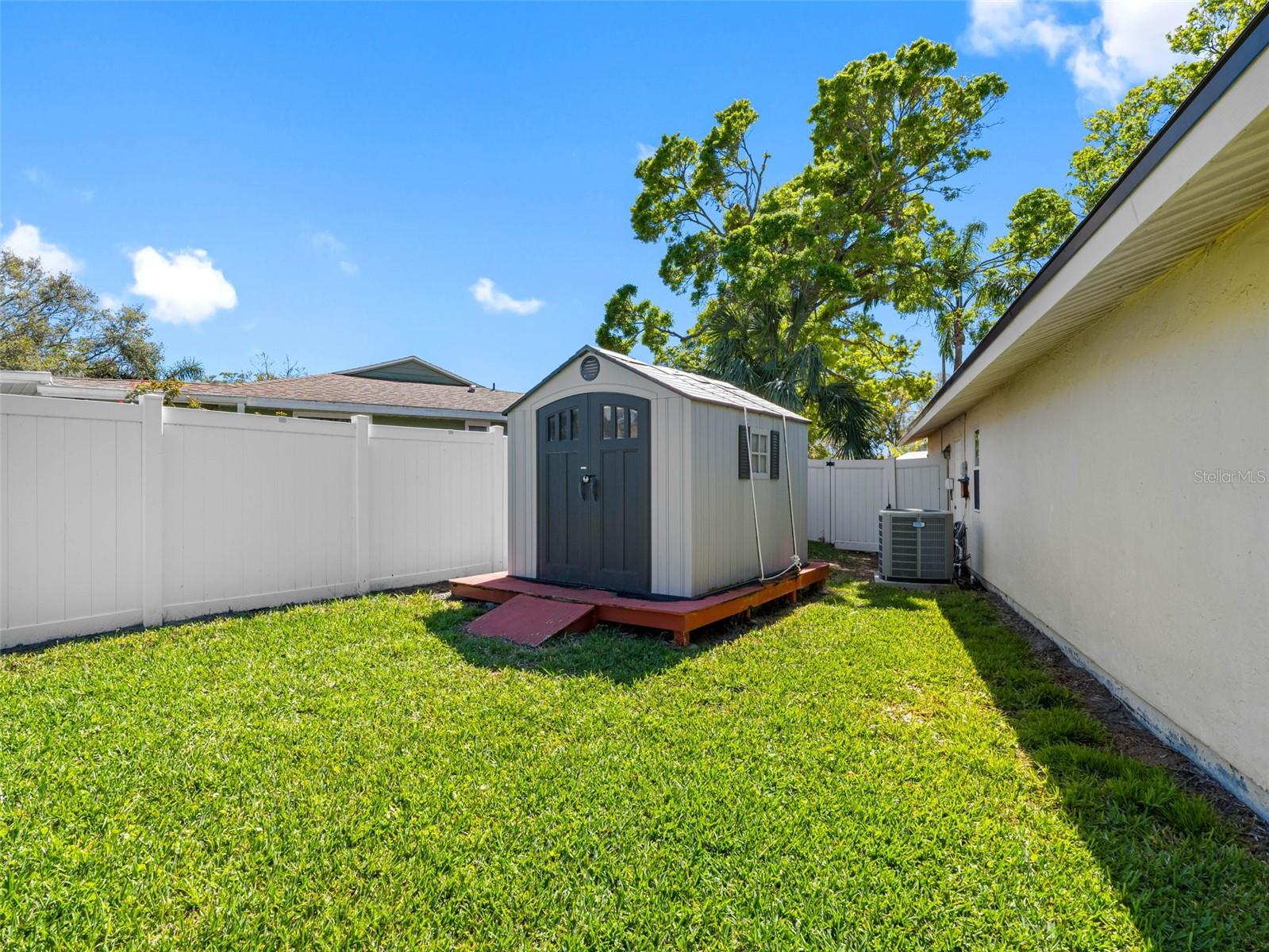 1581 N WEXFORD DR, PALM HARBOR, FL, 34683