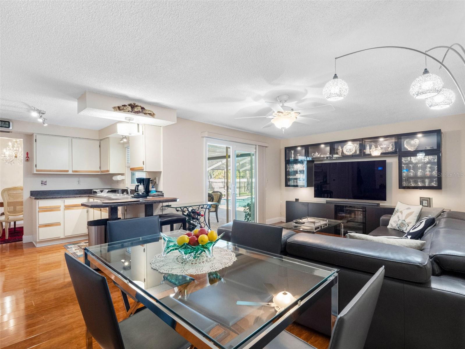 1581 N WEXFORD DR, PALM HARBOR, FL, 34683