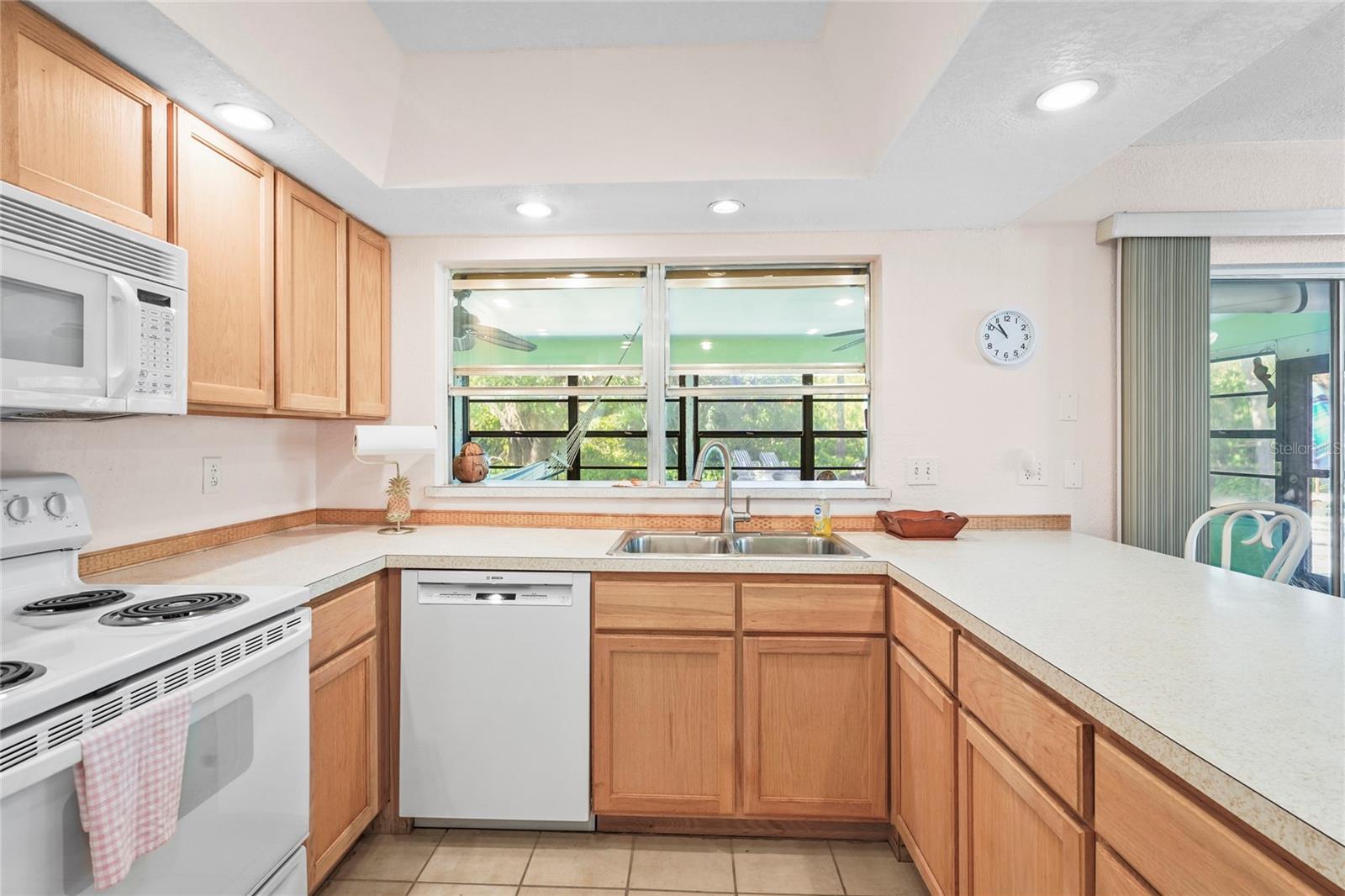 18399 BURKHOLDER CIR, PORT CHARLOTTE, FL, 33948