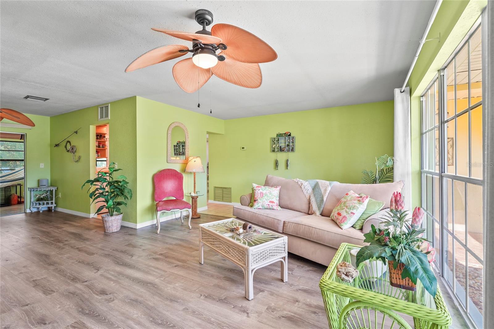 18399 BURKHOLDER CIR, PORT CHARLOTTE, FL, 33948