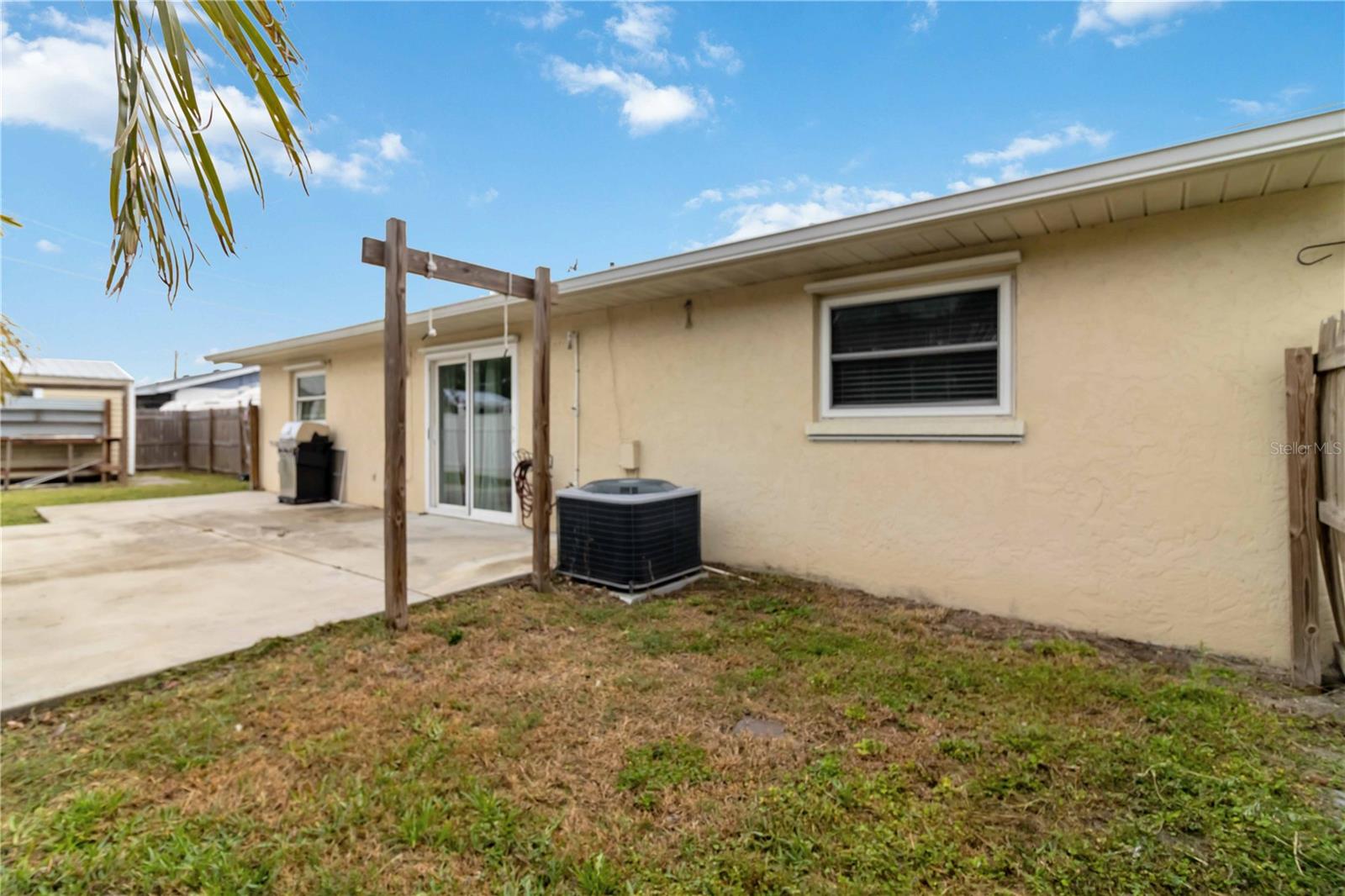 4221 3RD AVE W, PALMETTO, FL, 34221