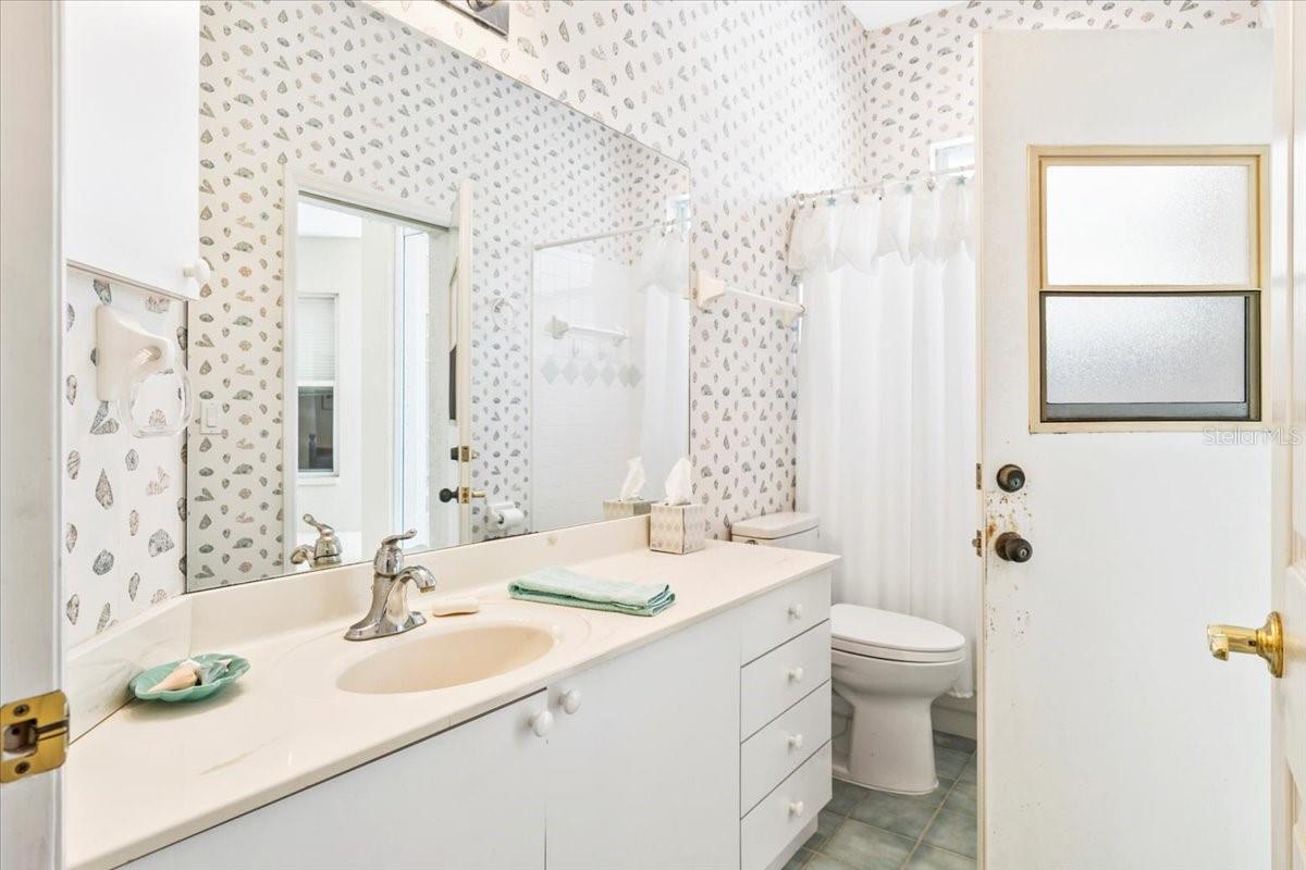 6602 PEACH TREE CREEK RD, BRADENTON, FL, 34203