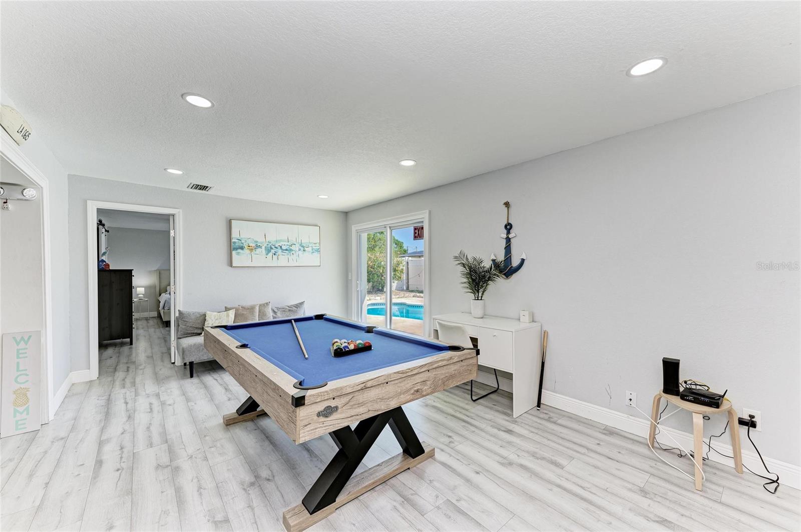 507 SHORE DR, LARGO, FL, 33771