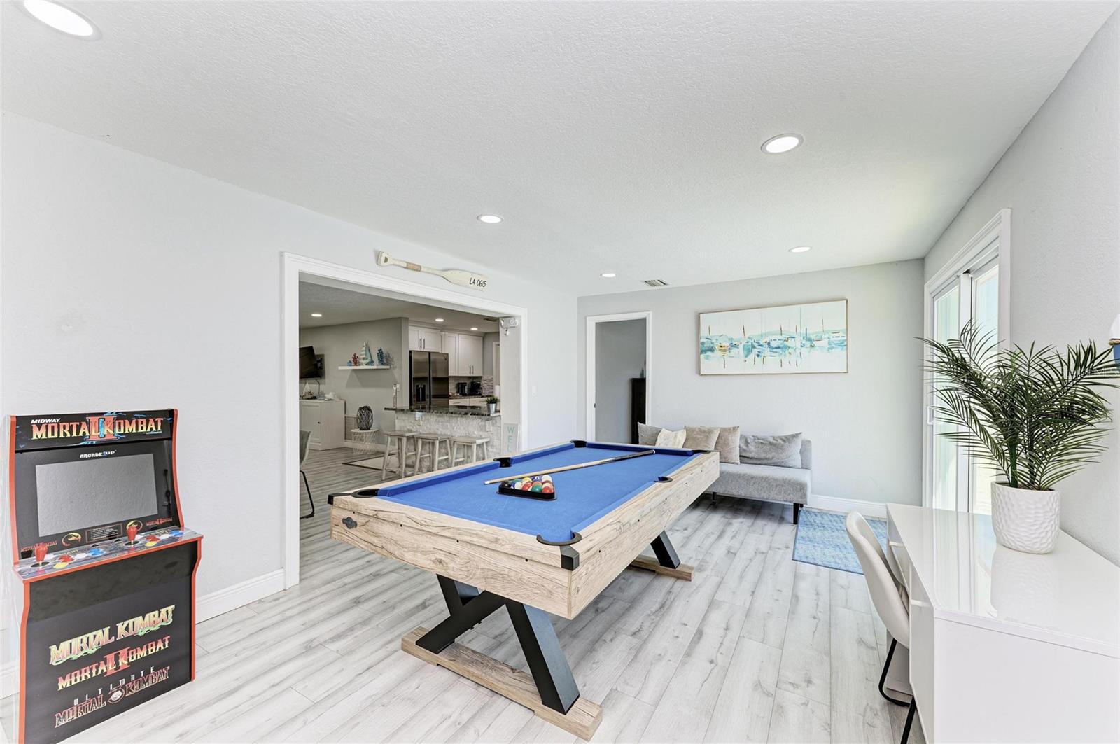 507 SHORE DR, LARGO, FL, 33771