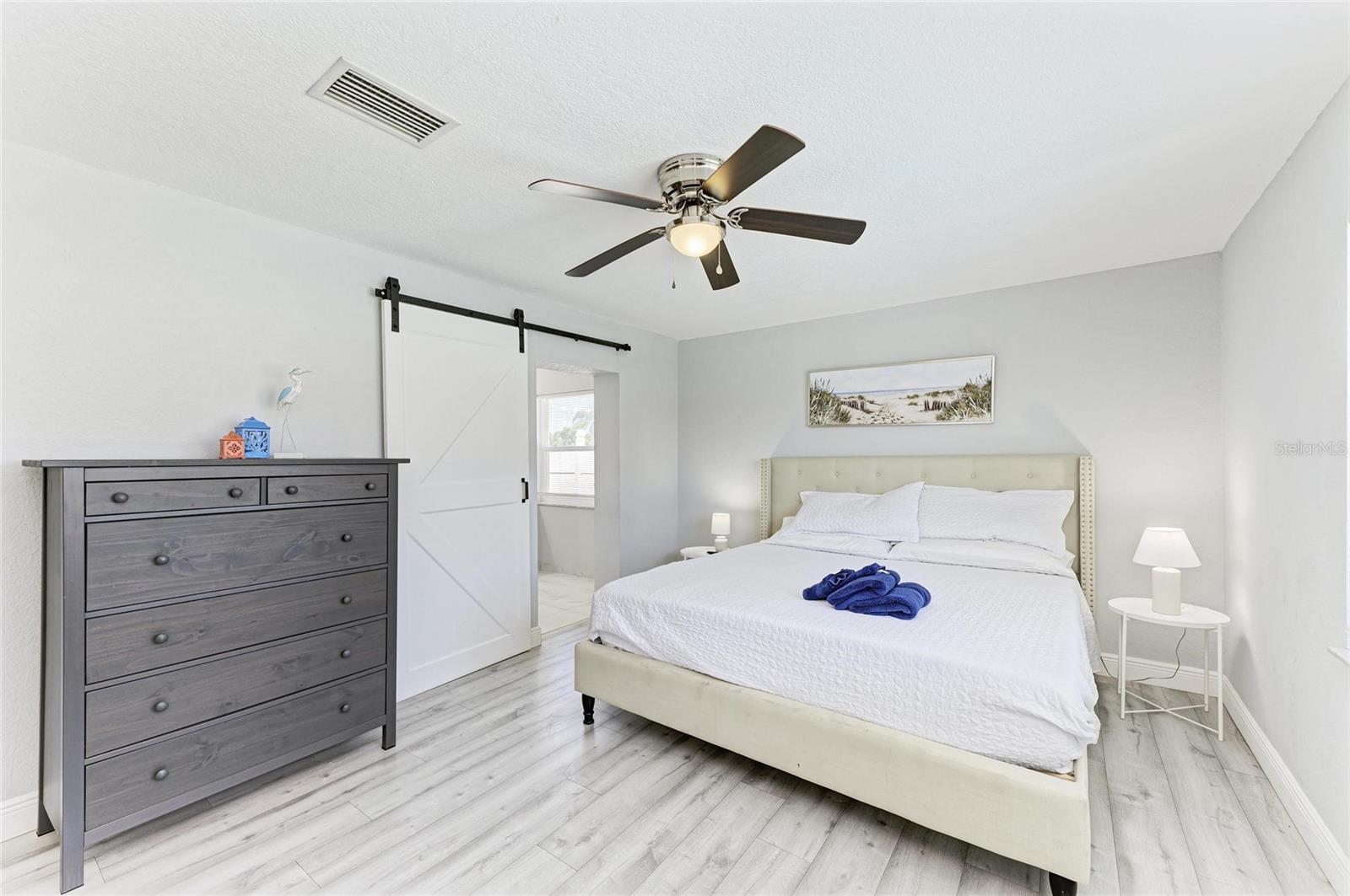 507 SHORE DR, LARGO, FL, 33771