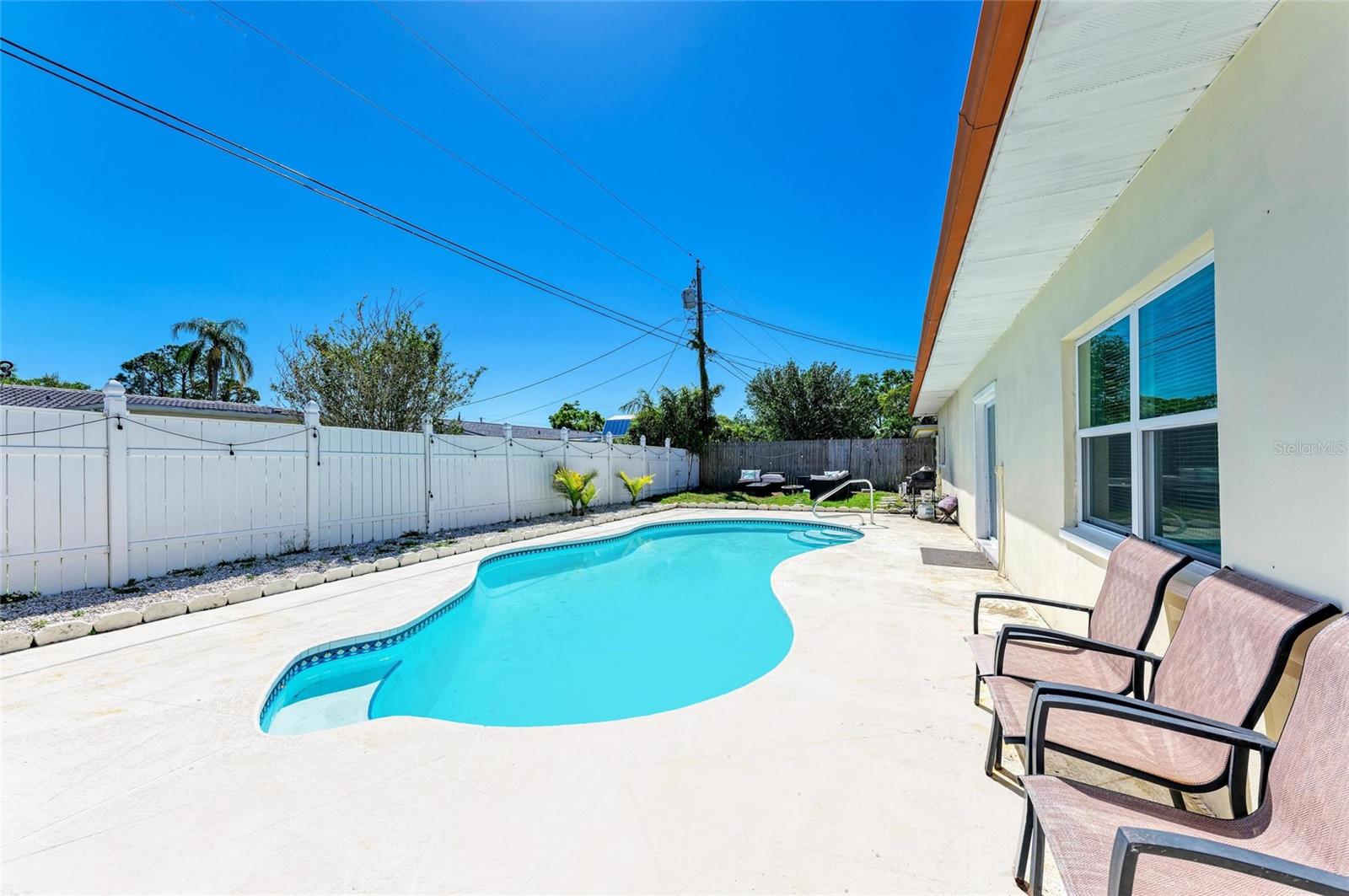 507 SHORE DR, LARGO, FL, 33771