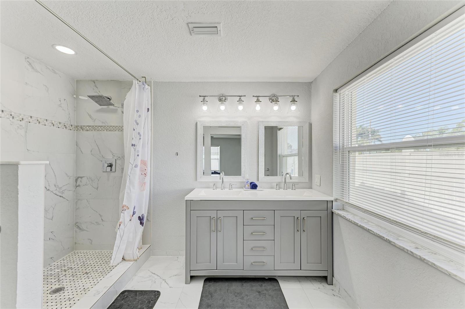 507 SHORE DR, LARGO, FL, 33771