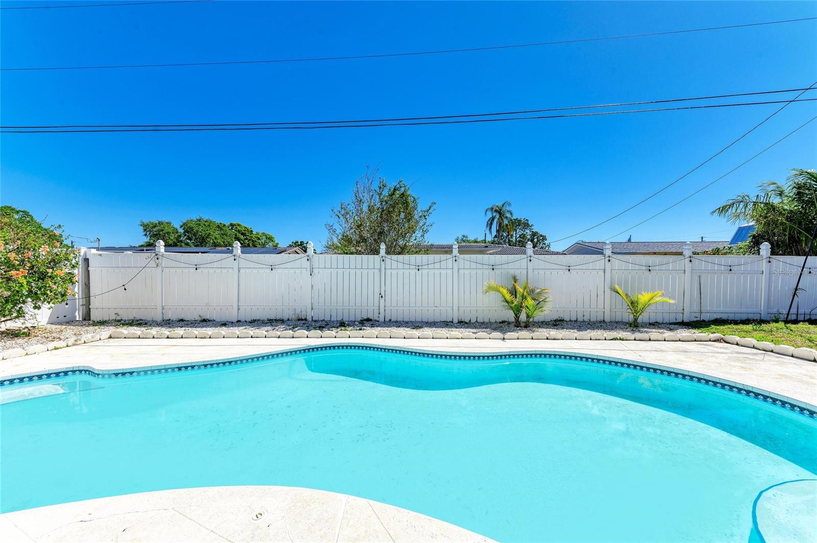 507 SHORE DR, LARGO, FL, 33771