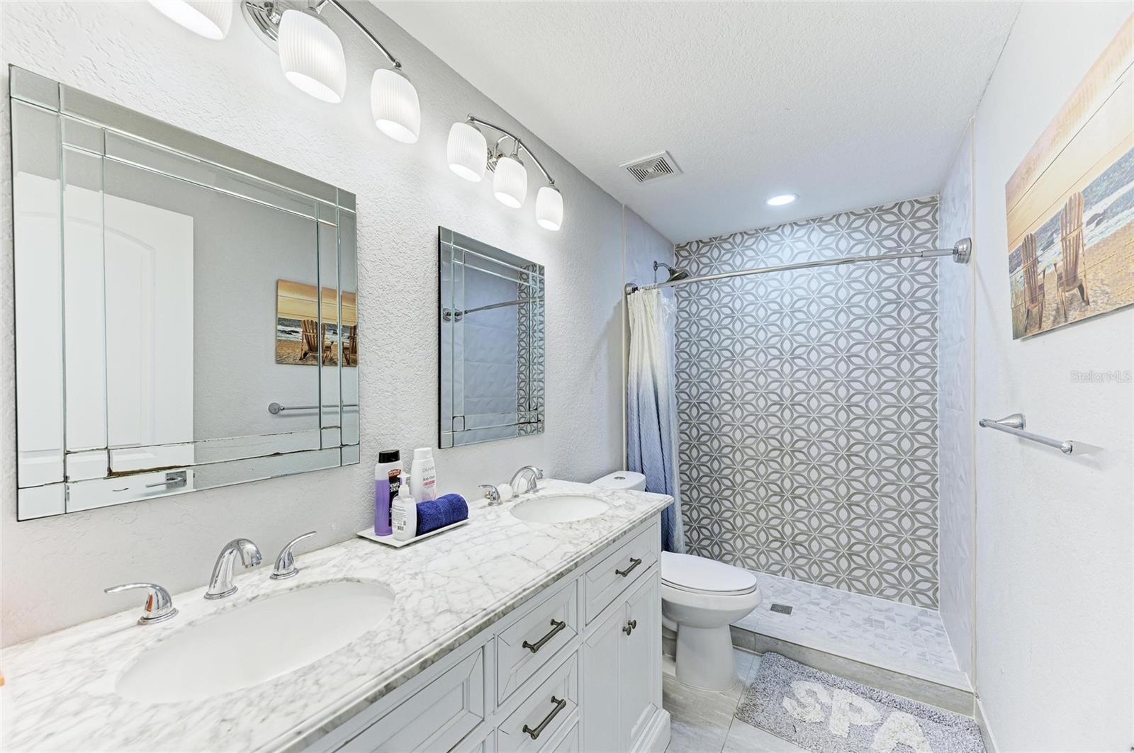 507 SHORE DR, LARGO, FL, 33771