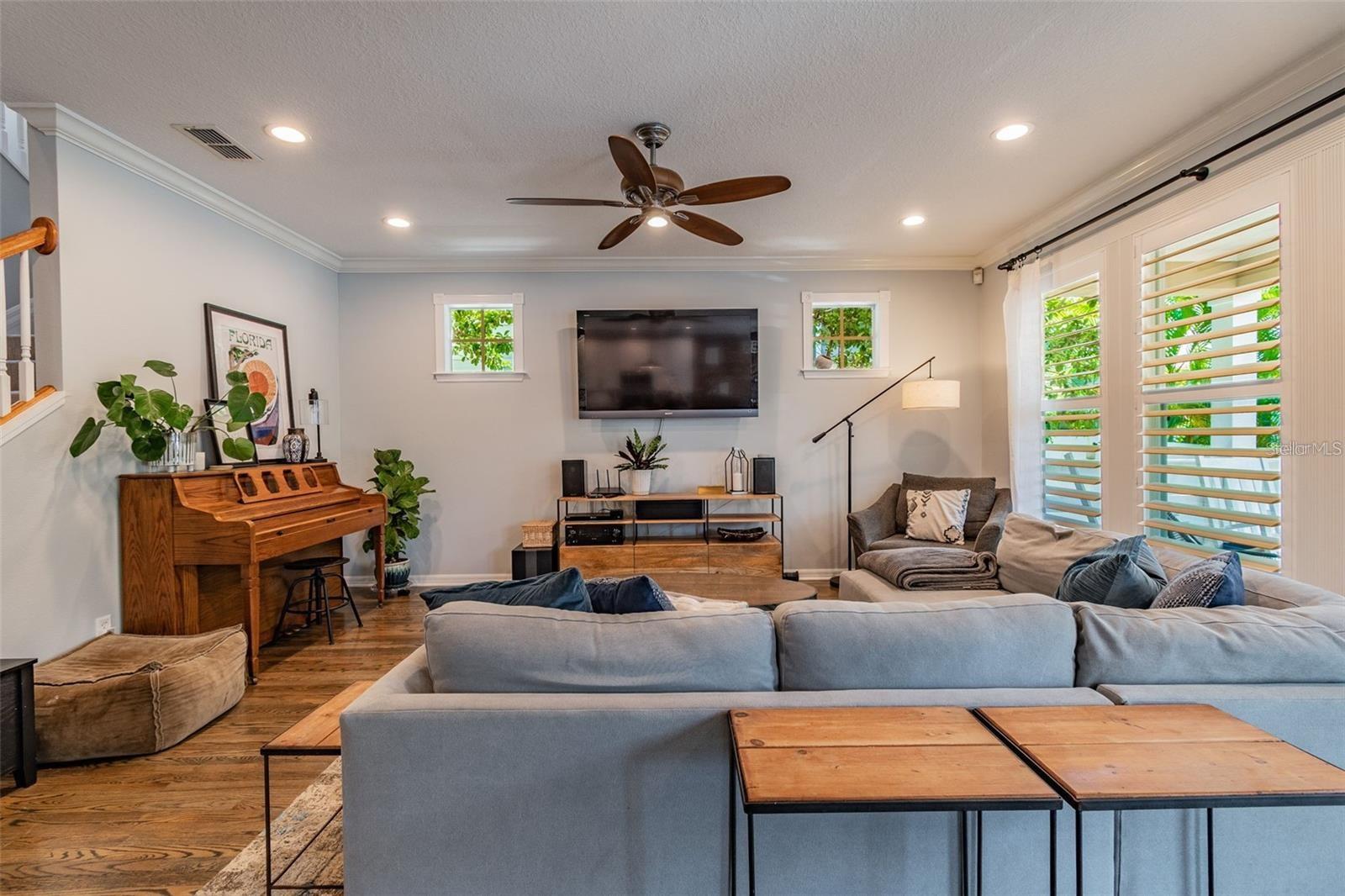 6201 S ELBERON ST, TAMPA, FL, 33611