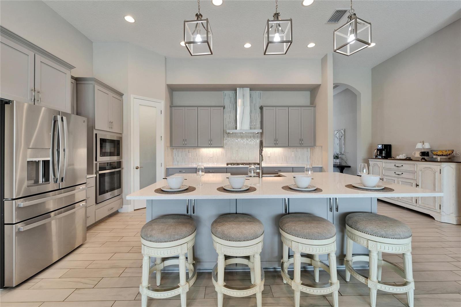 14239 SWISS BRIDGE DR, RIVERVIEW, FL, 33579