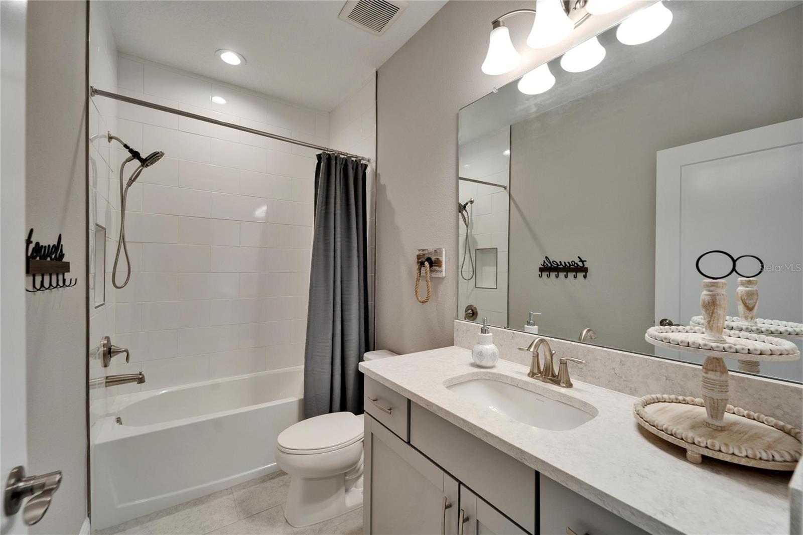 14239 SWISS BRIDGE DR, RIVERVIEW, FL, 33579